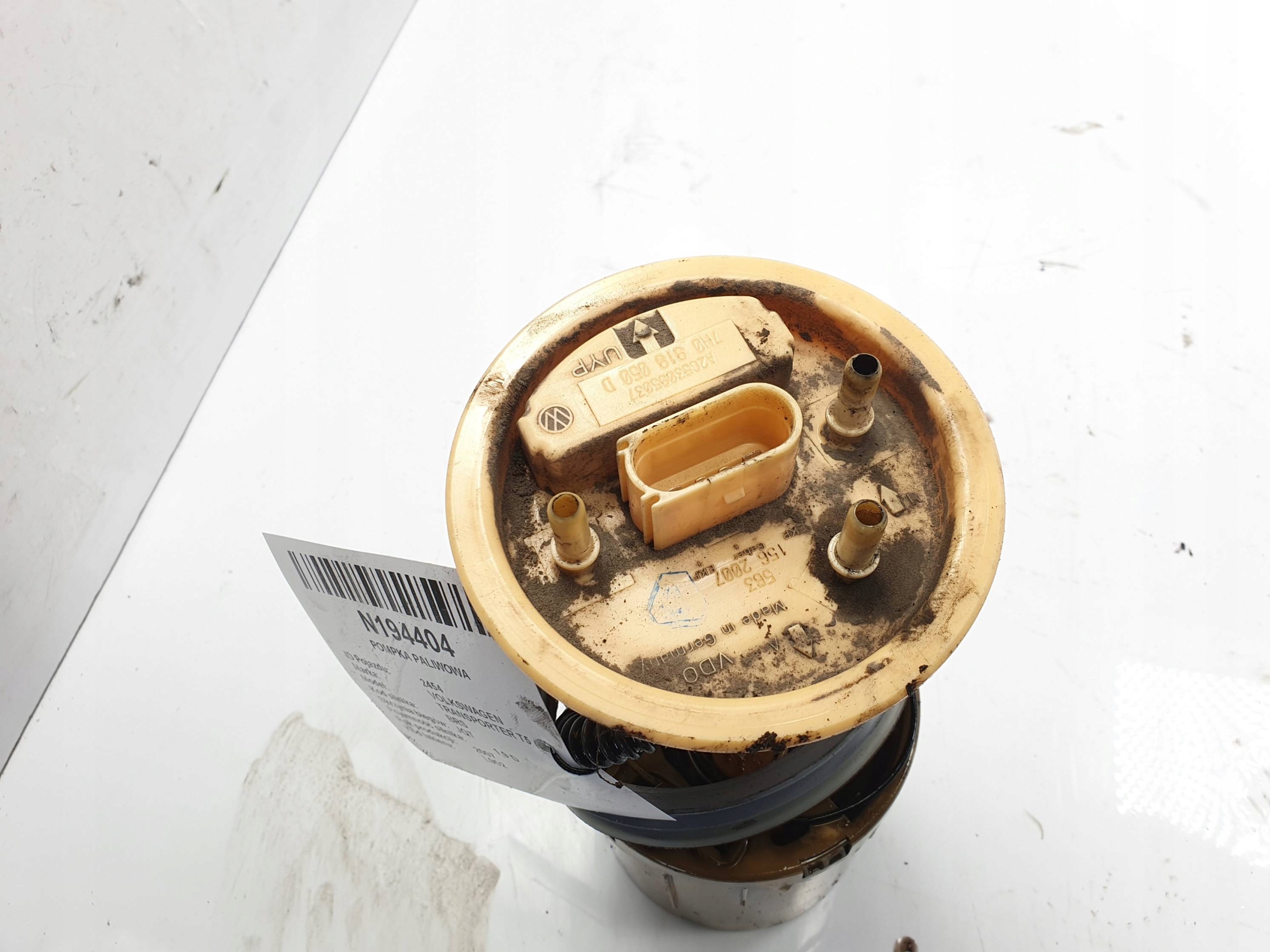 pump fuel 7H0919050D VOLKSWAGEN TRANSPORTER T5