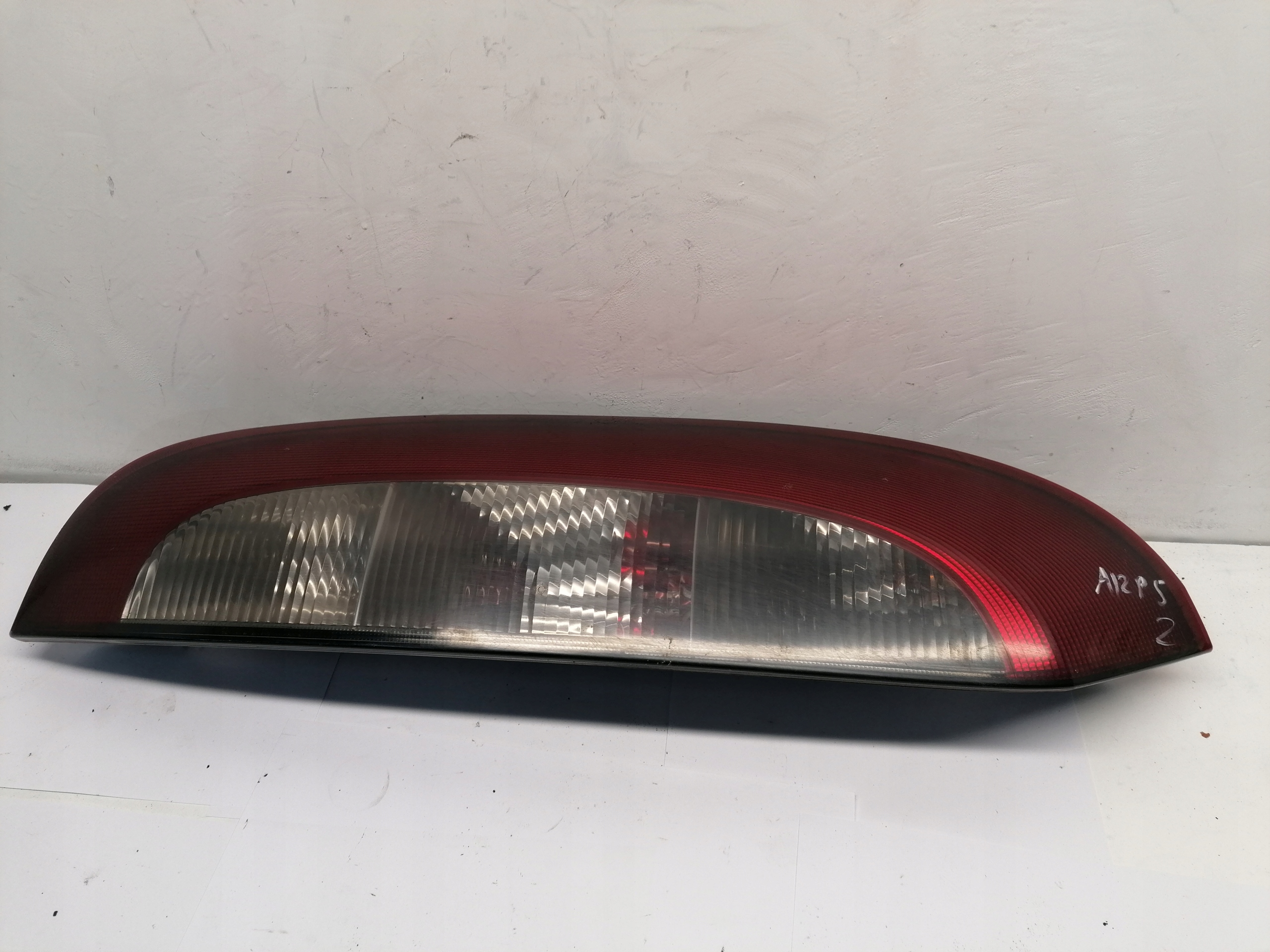 light rear left OPEL CORSA C 89302171
