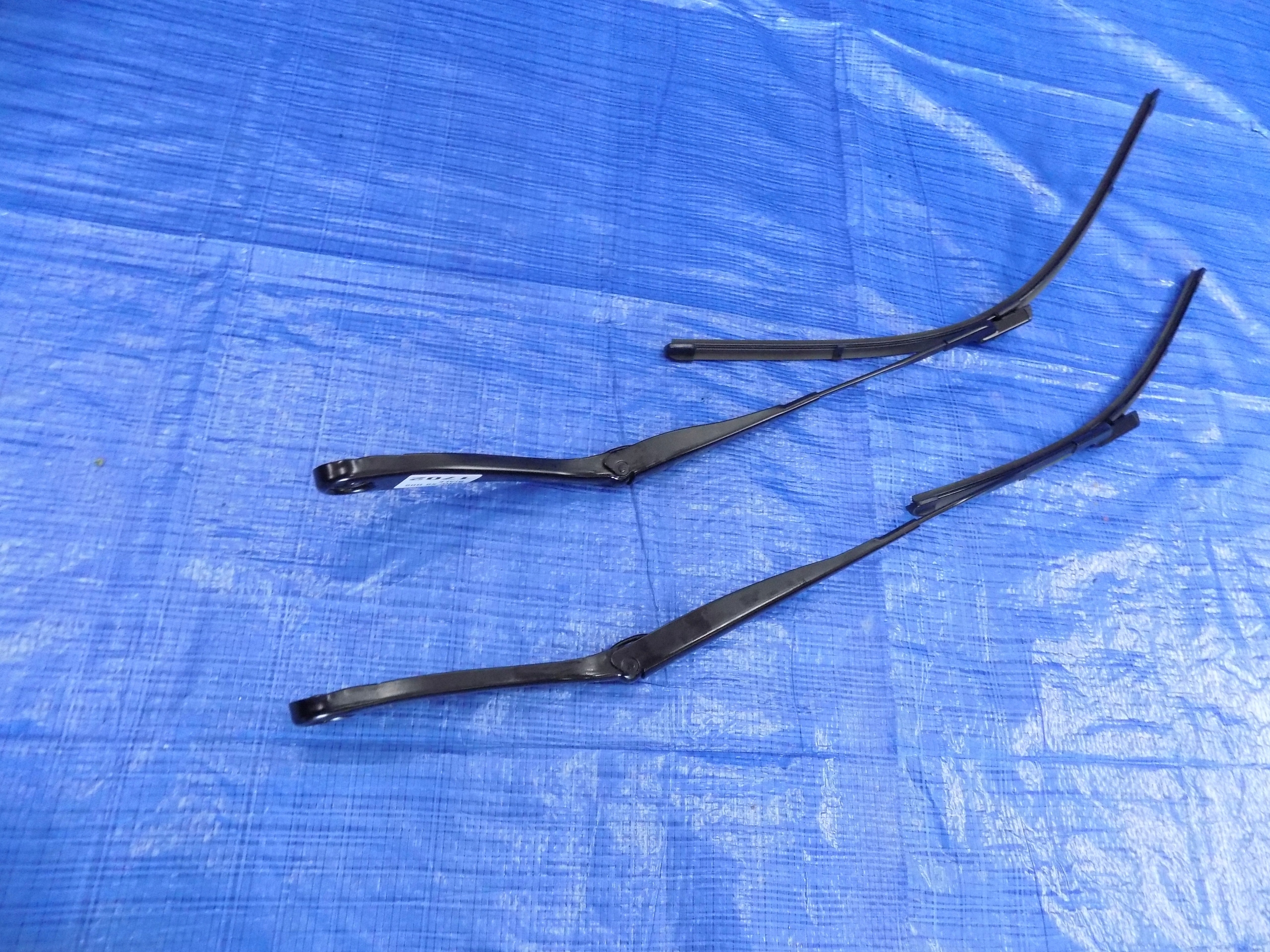 wiper arms front BMW X5 G05 45E 20R