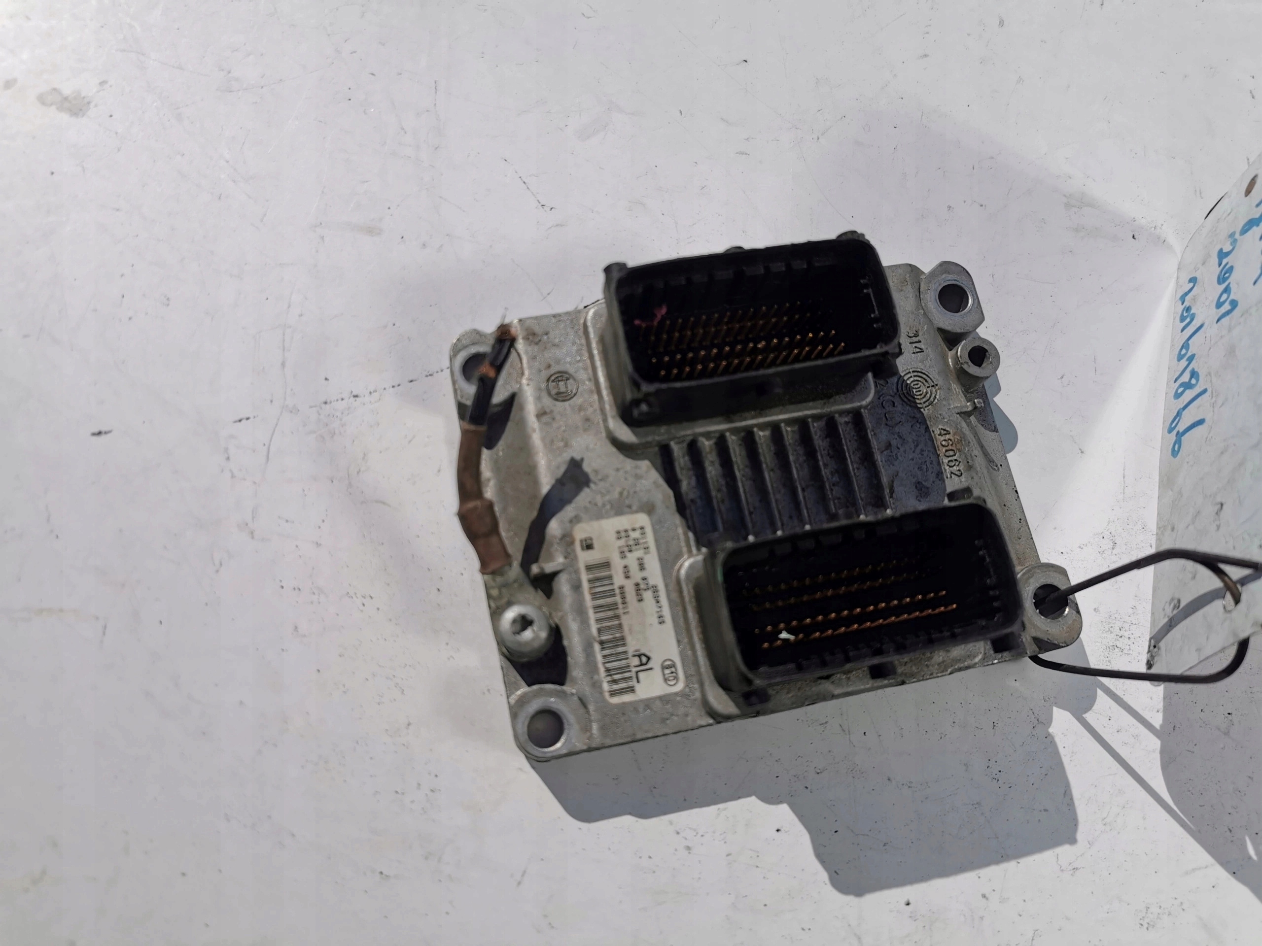 OPEL AGILA 1.2B 16V 0261206075 09185450 computer E