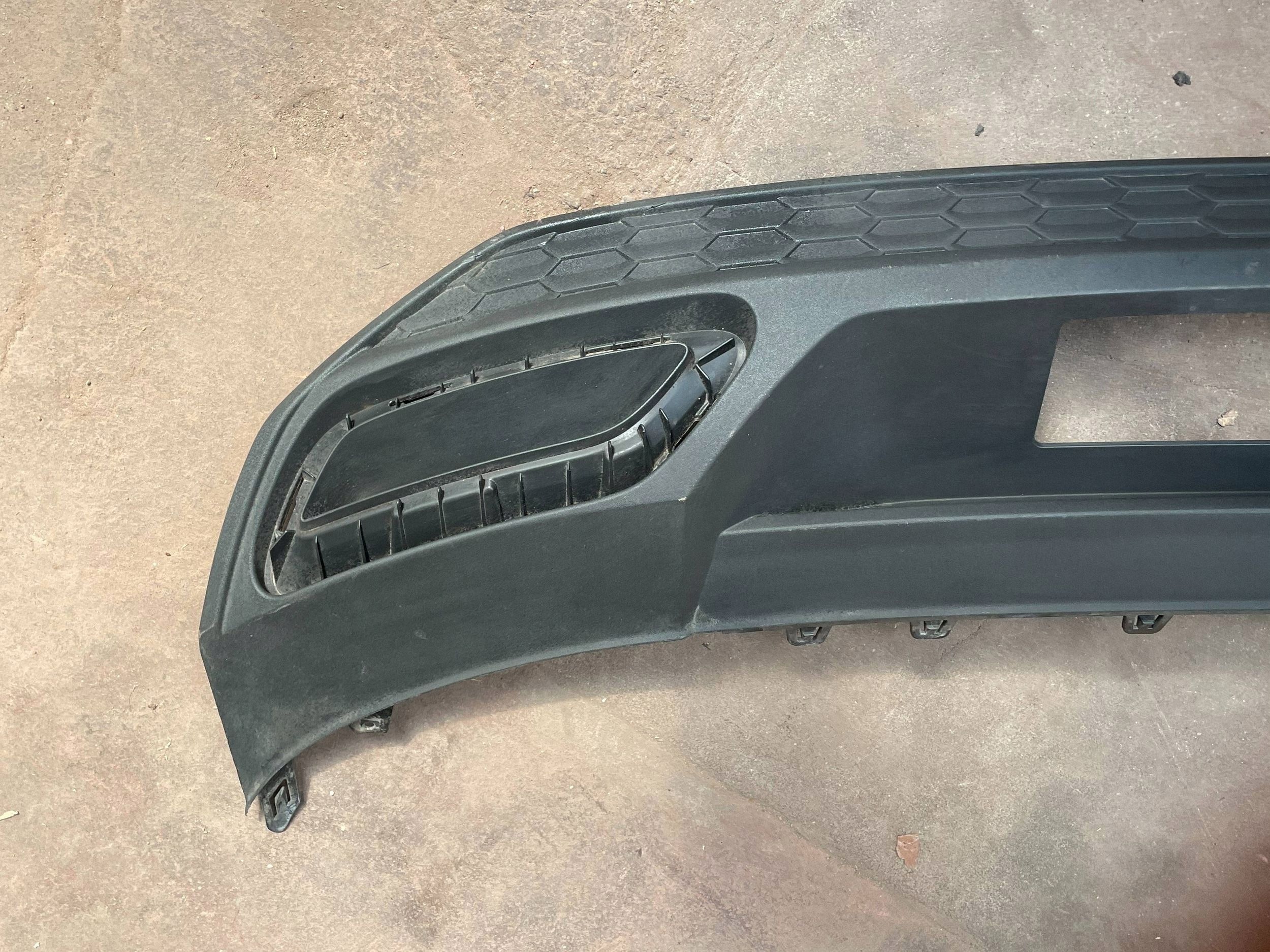 AUDI A3 8Y Diffuseur SPOILER Pare choc Arrière 8Y5807521B !J