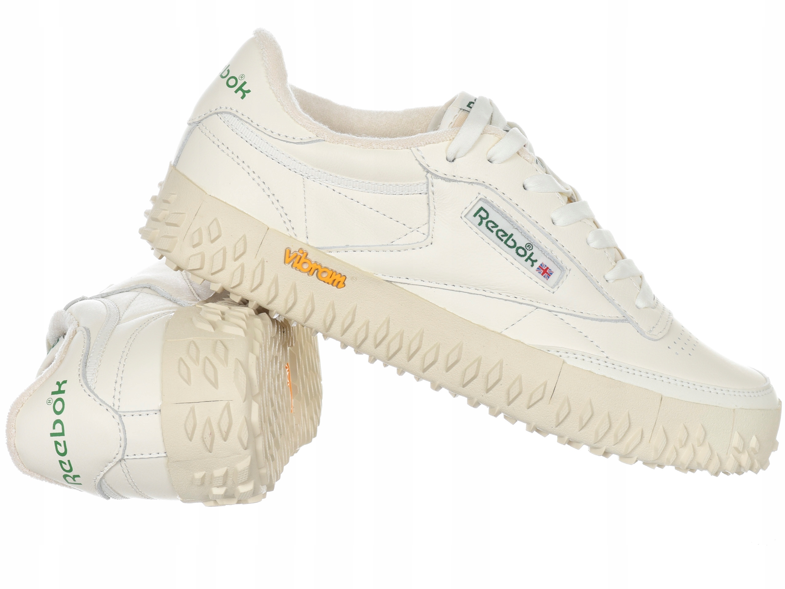 Dámské boty Reebok Club C Vibram GV6930 krémové kožené tenisky