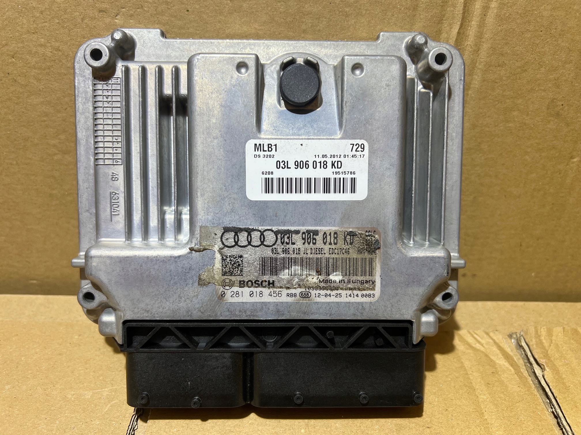 AUDI A4 B8 A5 8T 2.0 TDI CGL Bedienteil Computer DES MOTORS 03L906018KD