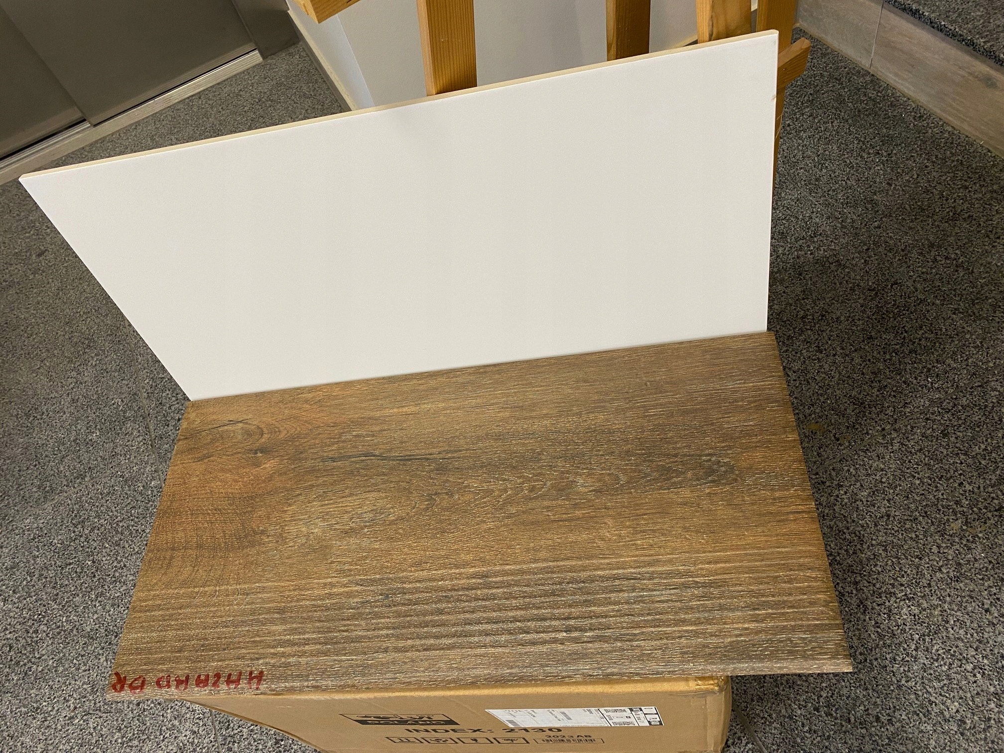 płytki schody 30x60 + podstopnice białe lux Marka Home Design