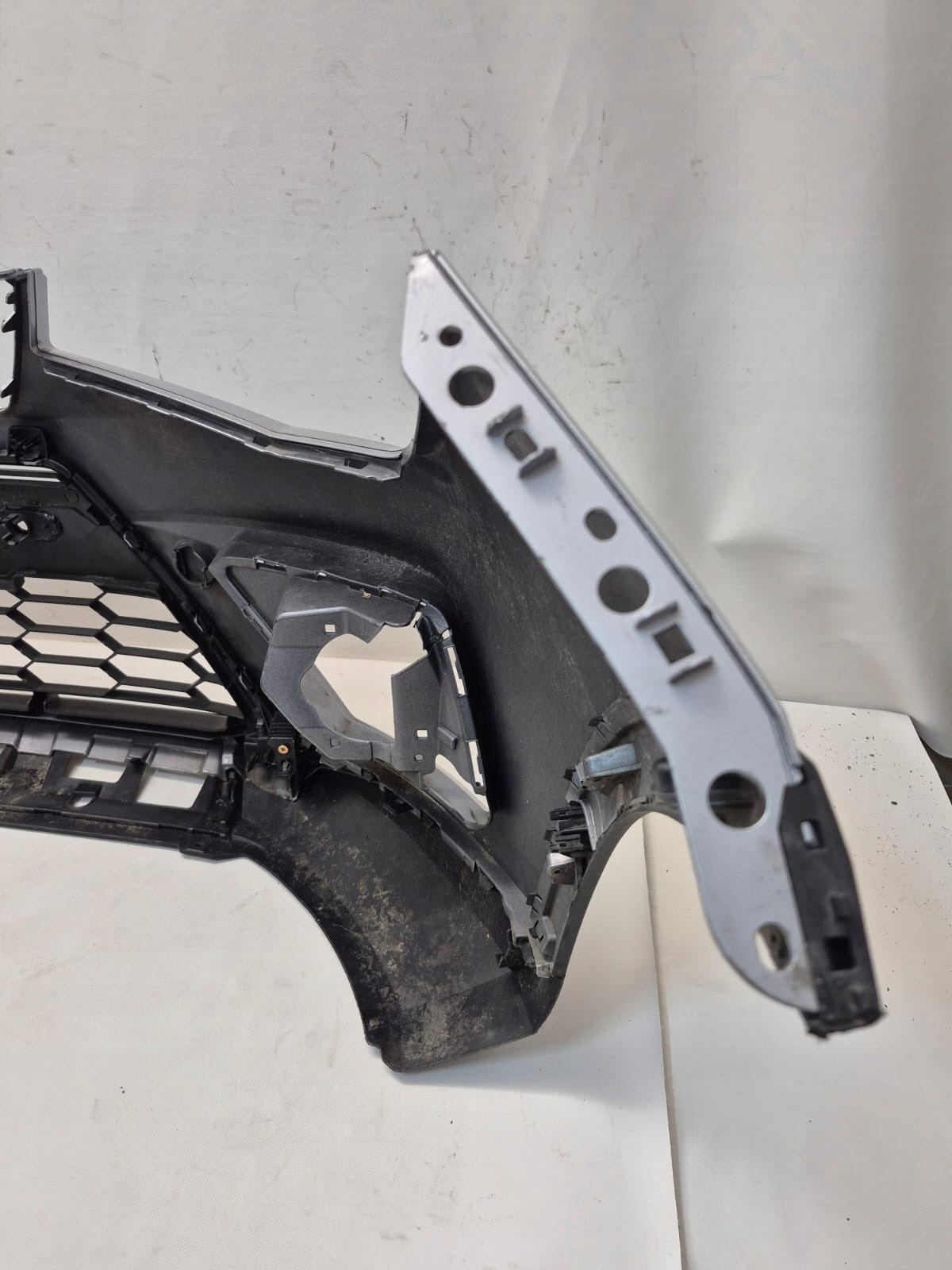 SEAT ARONA 6F9 17- bumper front front grid PDC 6F9807221B