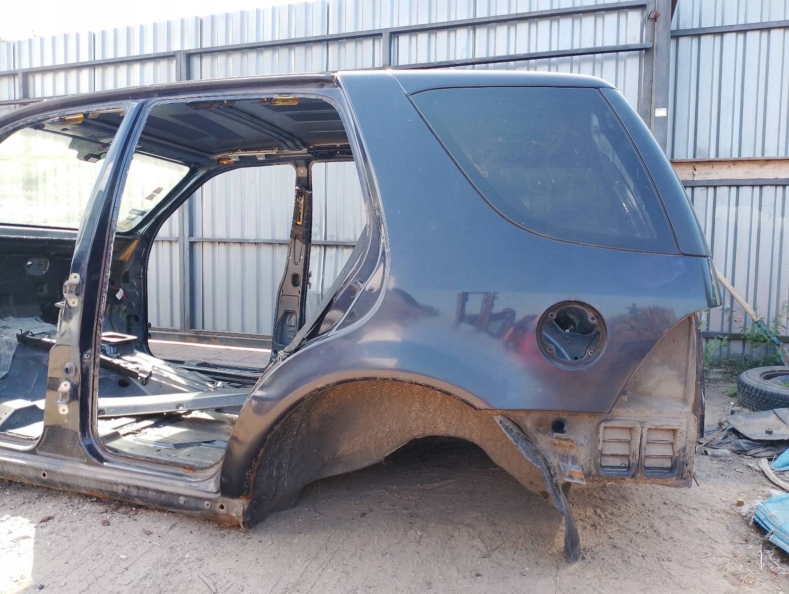 LONGHERONE parafango sinistra posteriore MERCEDES ML W163