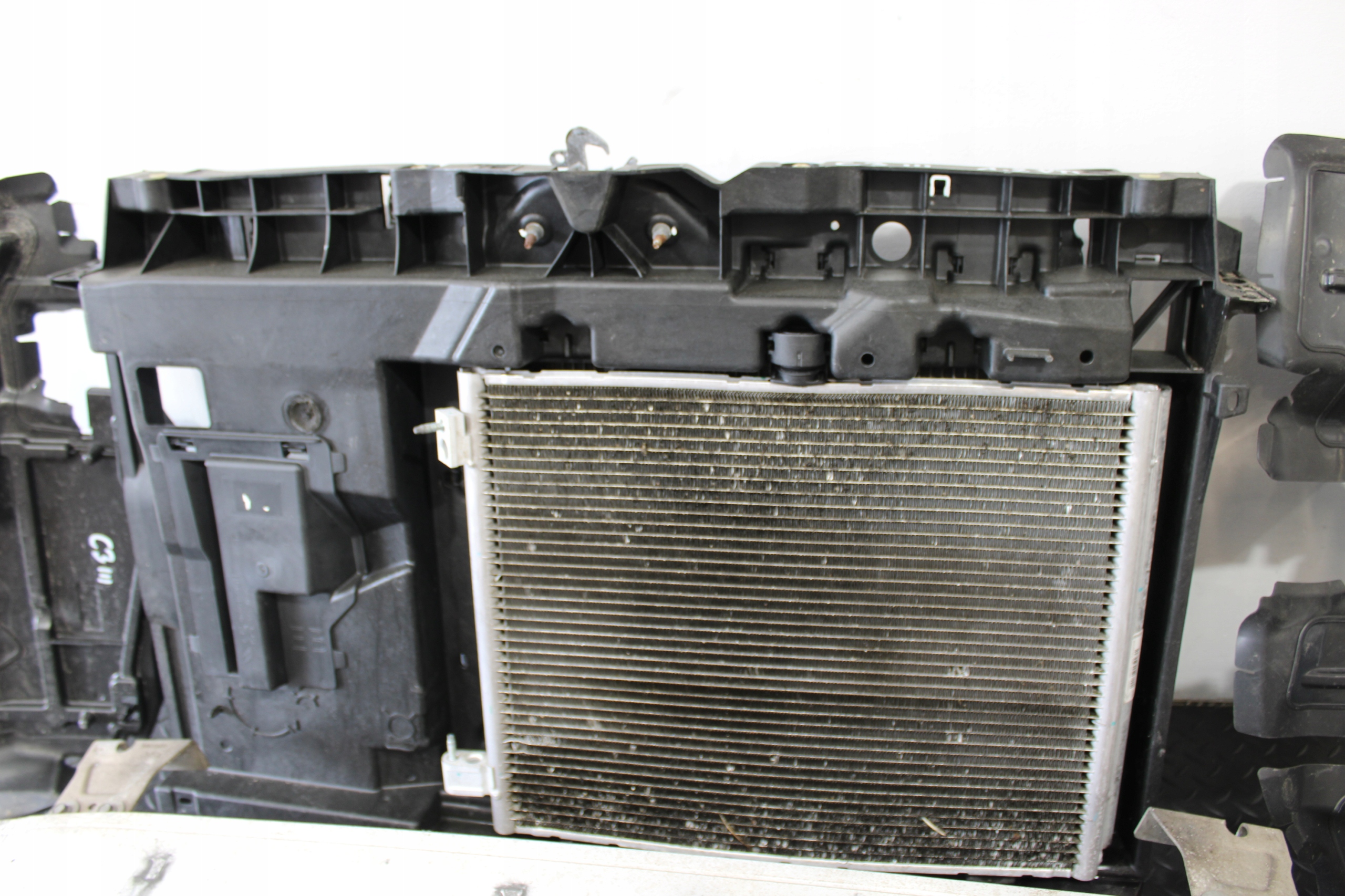 support panel for radiators radiator pillar 1,2 VTI CITROEN C3 III 3