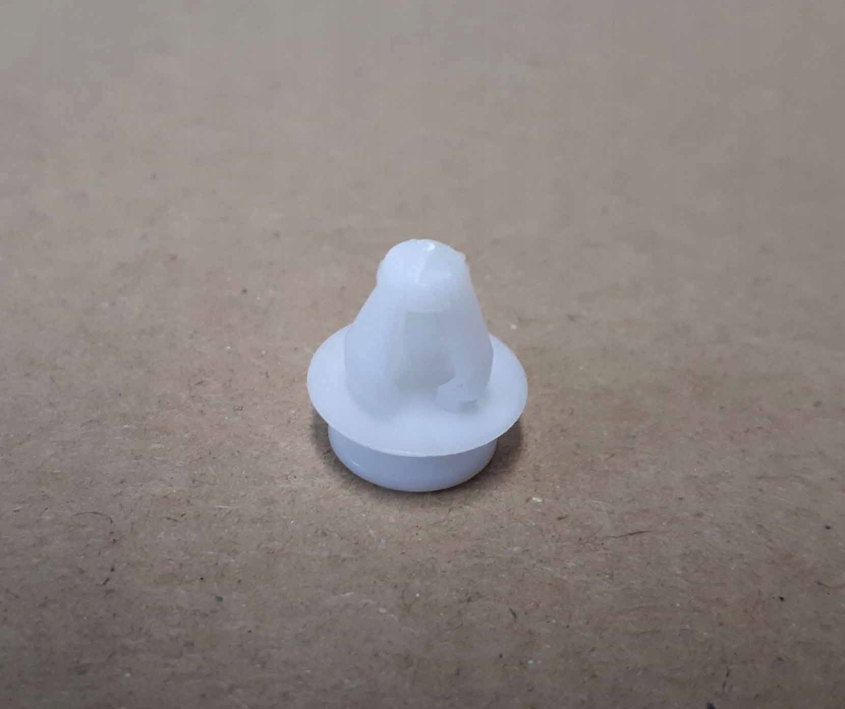 SPINKA MOCOWANIA ATRAPY SKODA FABIA 2 5J0853139A NOWA ORYGINAŁ Numer katalogowy części 5J0853139A