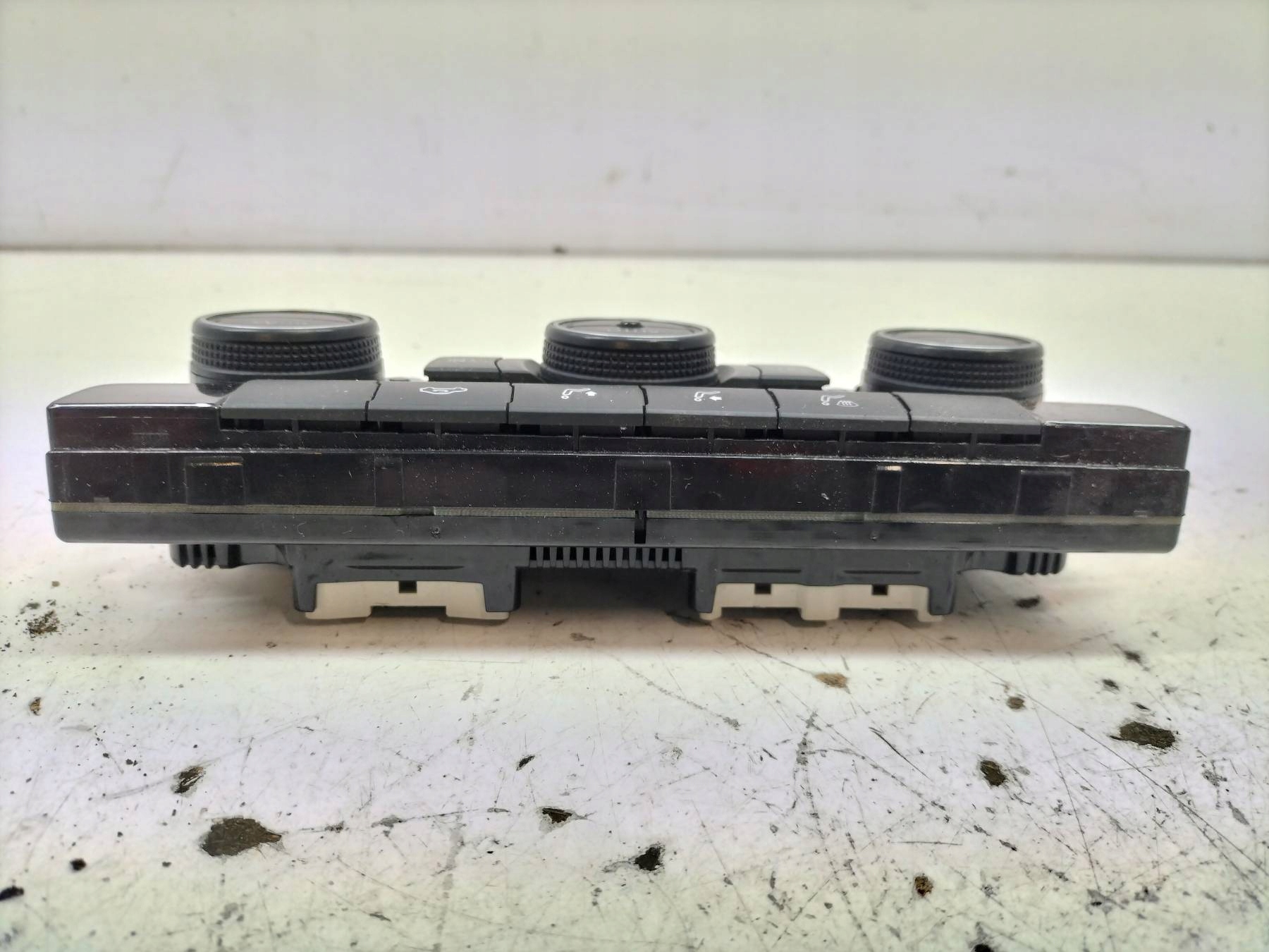PANEL Bouches buses USA 561907044AN 5HB012344 VW Passat VIII (2014- ) B8