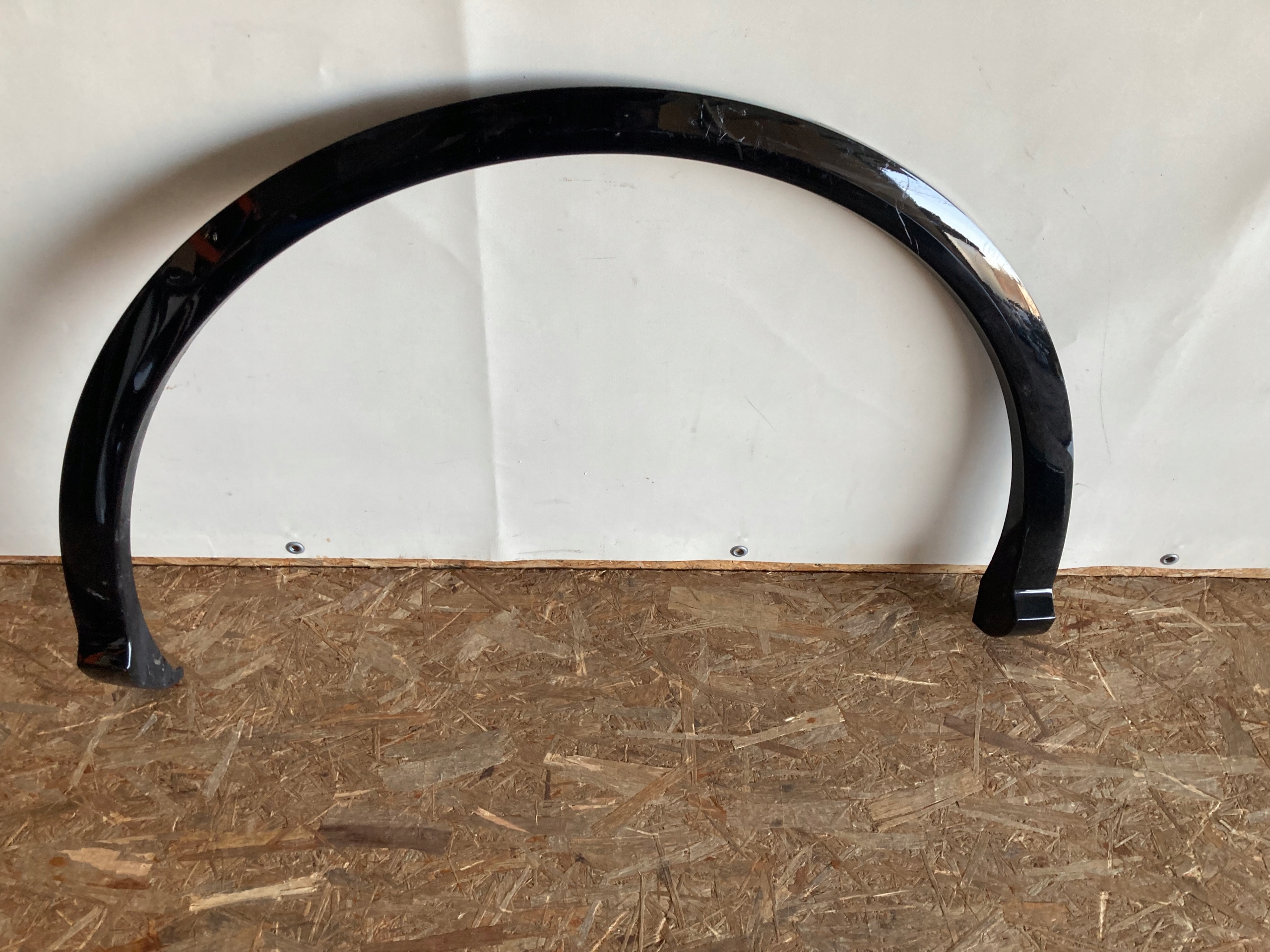 AUDI Q5 80A853818B крило праве заднє