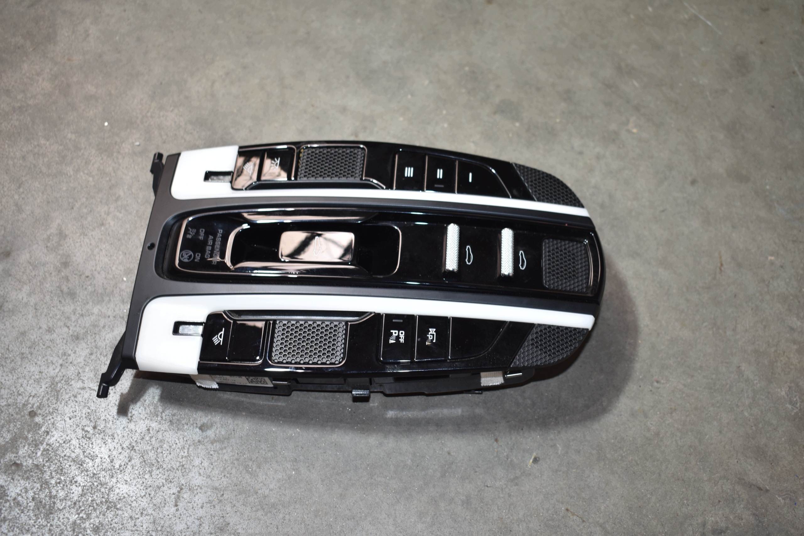 IDEALNY PANEL FANALE CIELO INTERNO PORSCHE PANAMERA 971 1