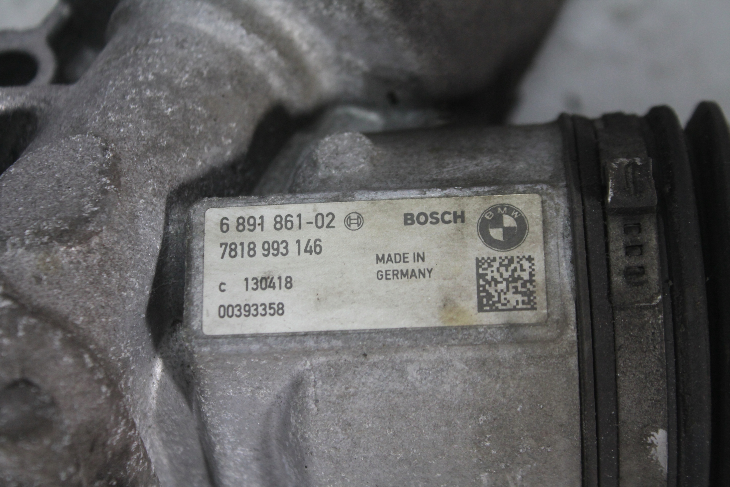 servo control 6891861 BMW G30 G31 17- UK