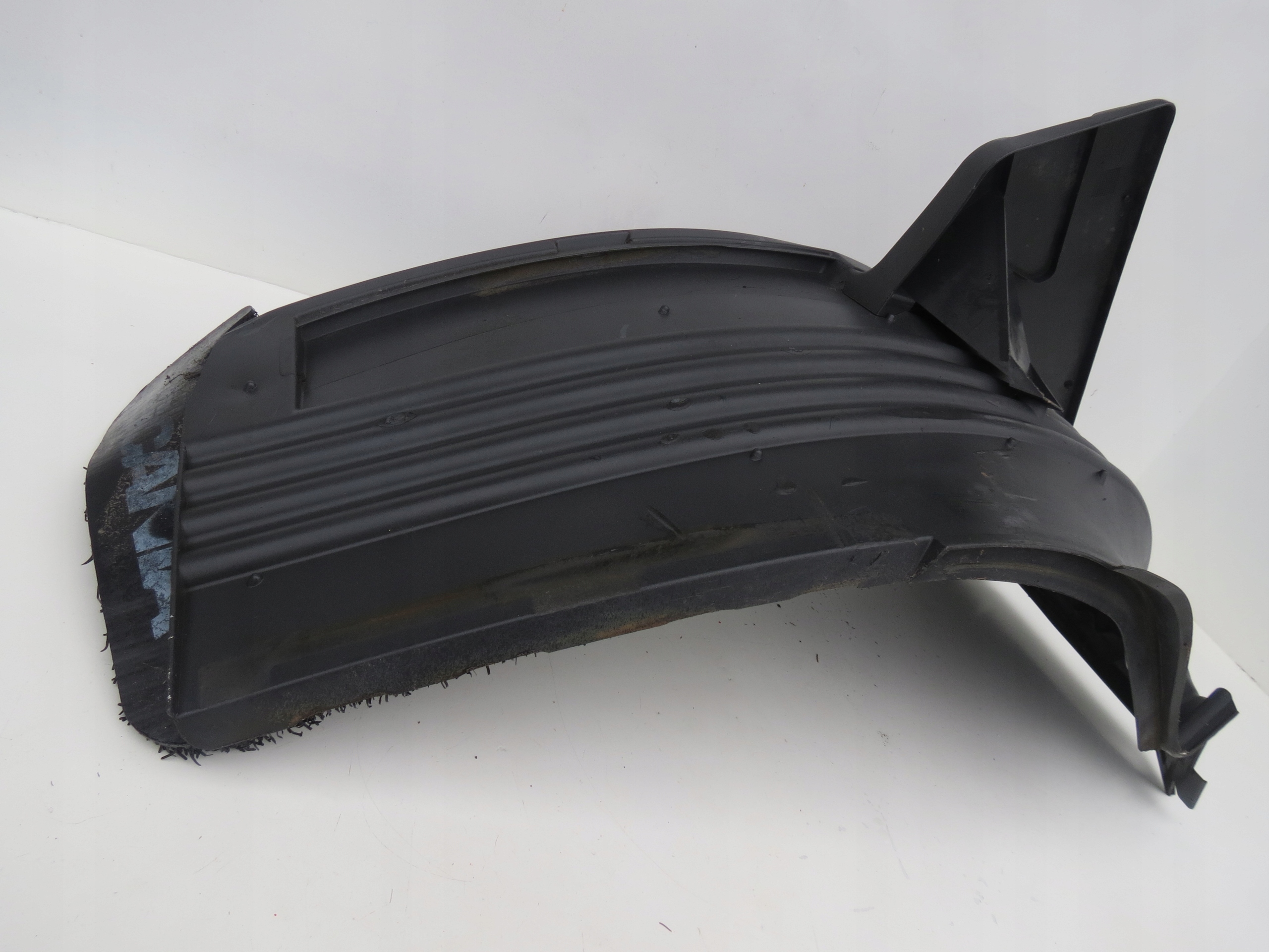 mudguard left SCANIA 124 420R 1485485