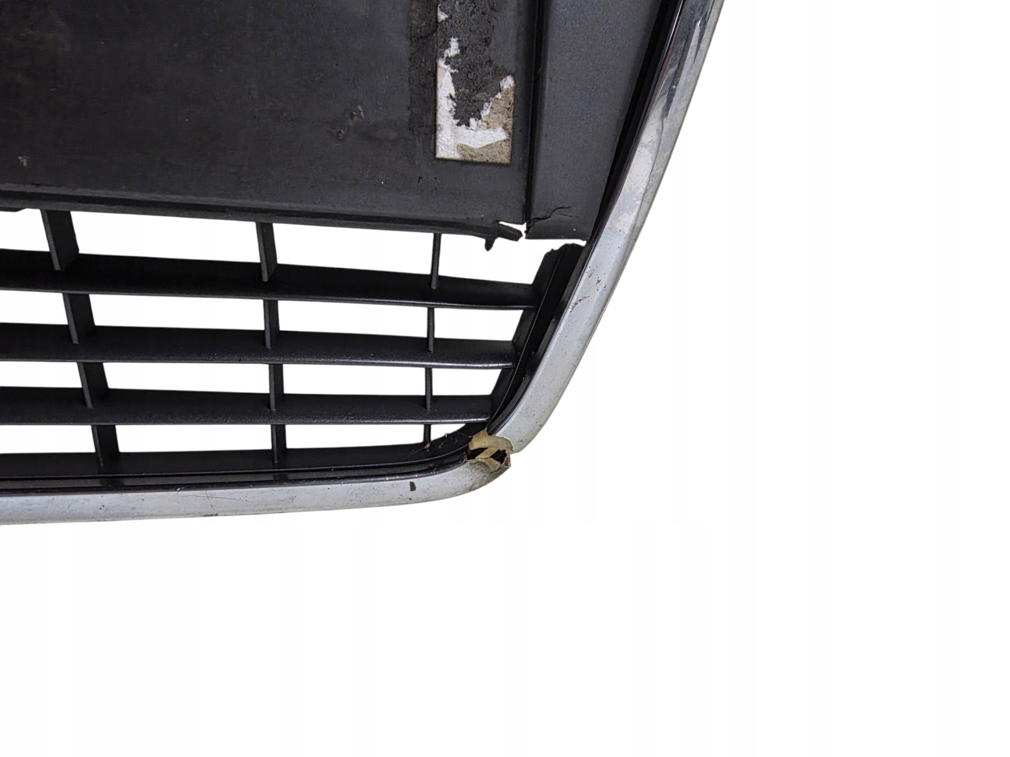 AUDI A6 C6 2006 grille complete ORG. CHROM 4F0853651