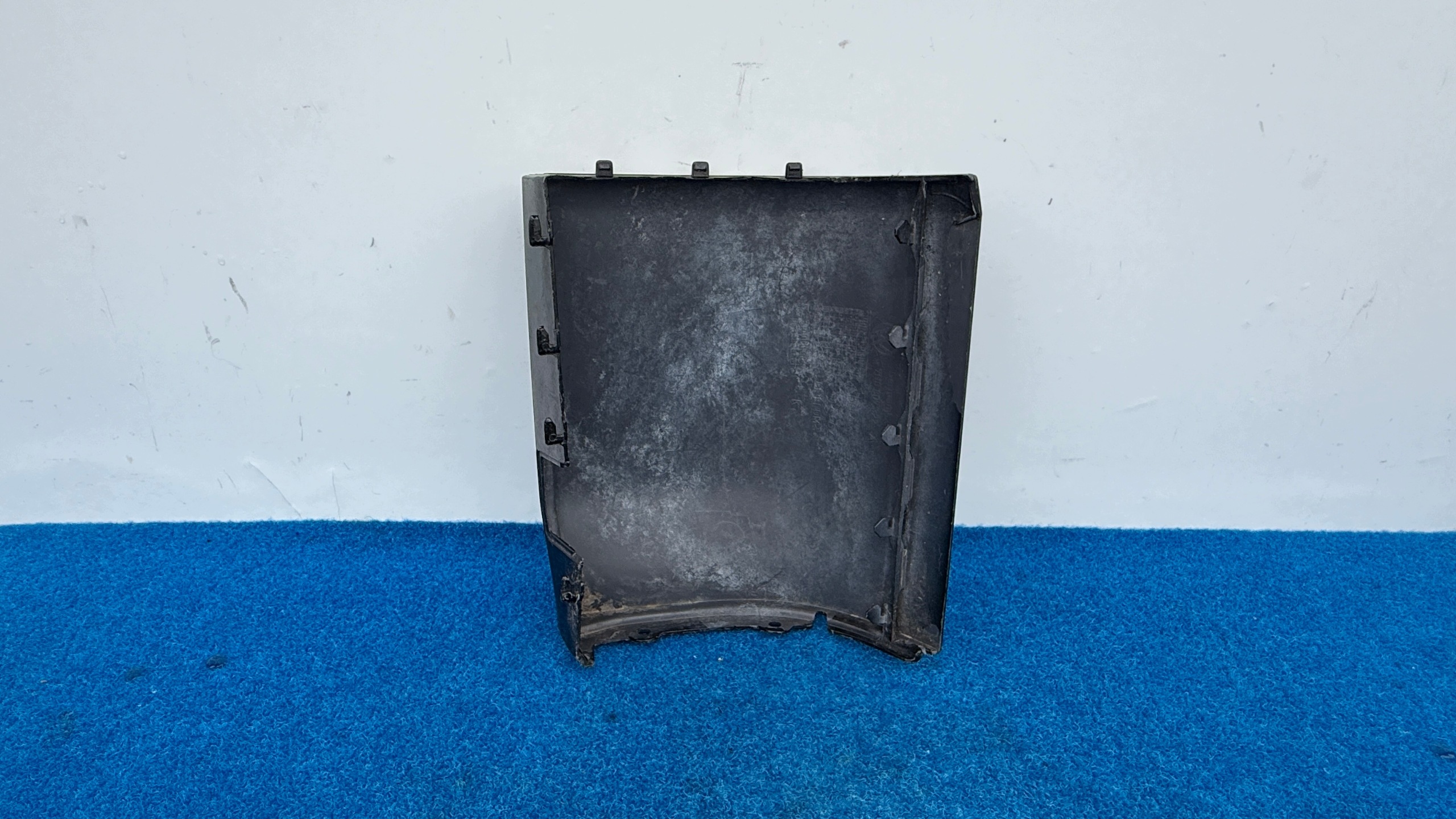 VW TRANSPORTER T5 right bumper rear part corner side moulding KP25/25AC