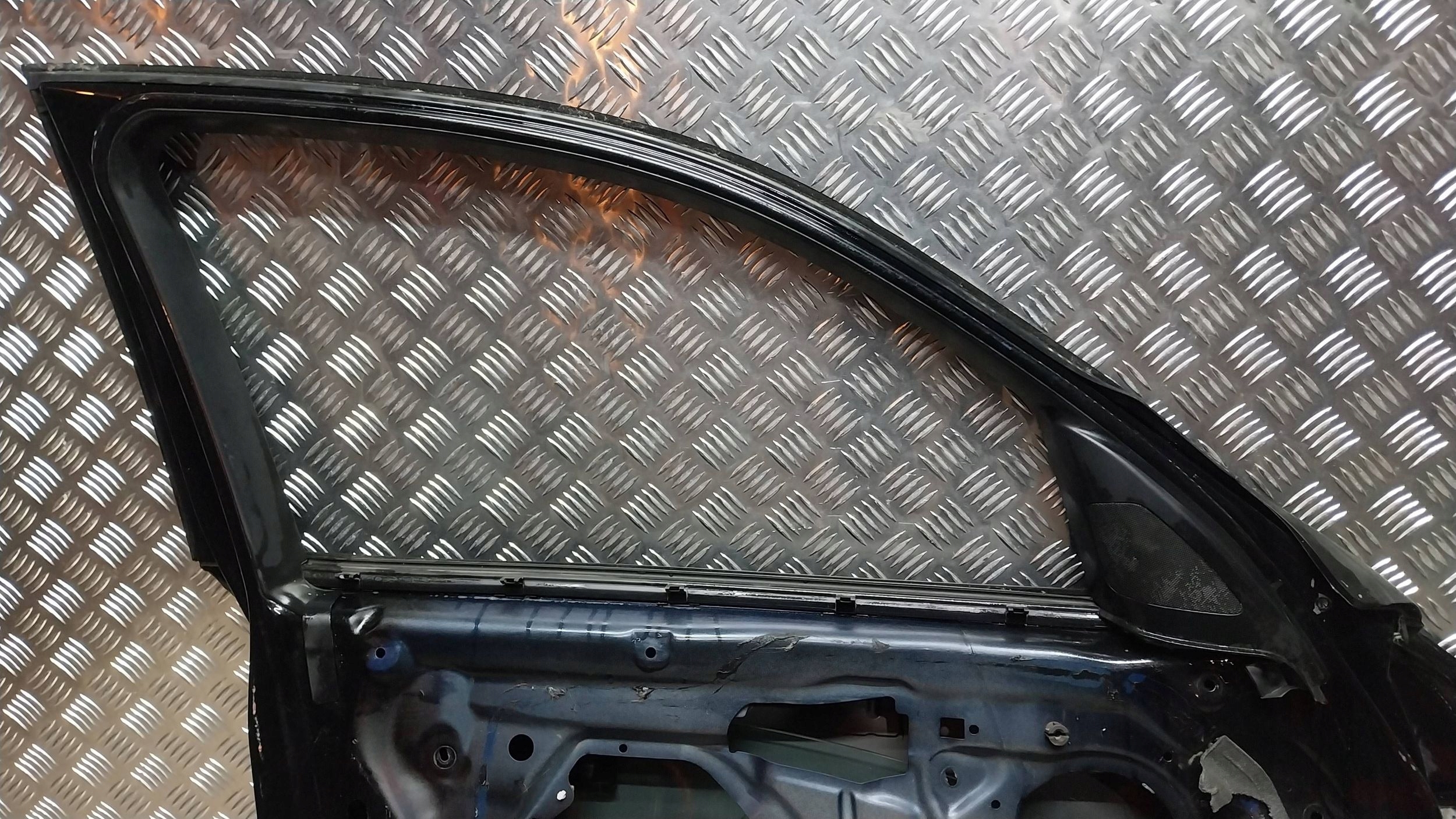 Tür vorne links BMW 1 E87 04