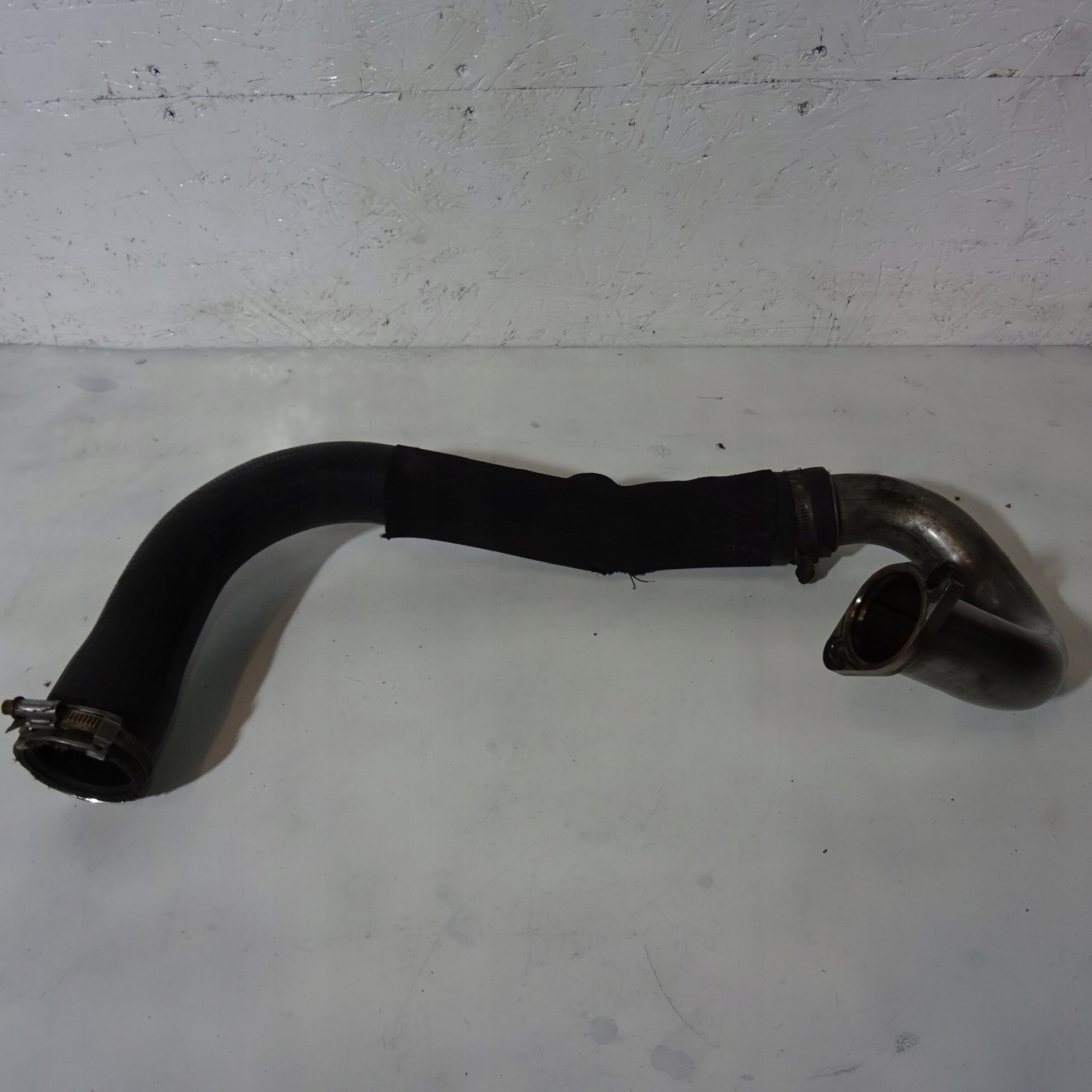 OPEL ZAFIRA B 1.7CDTI pipe TURBO 13322487