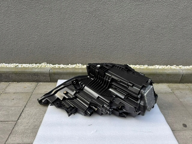 lights Q8 4M LIFT Full Led Laser left right 2024 complete