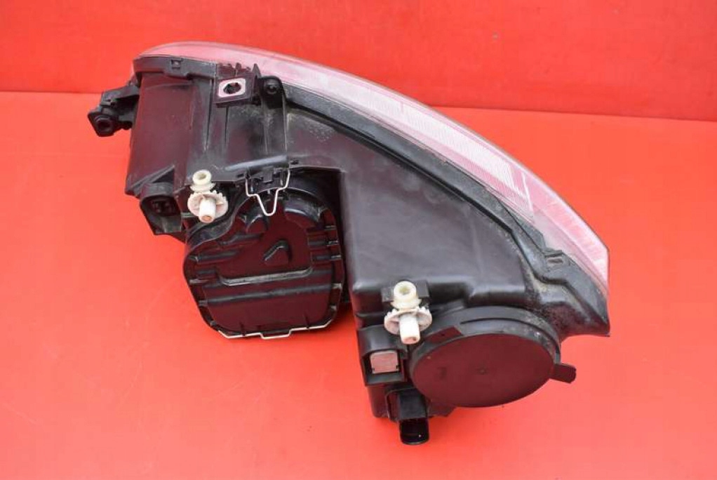 REFLEKTOR right light front EU 5P1941006A SEAT ALTEA 1 and 04-09