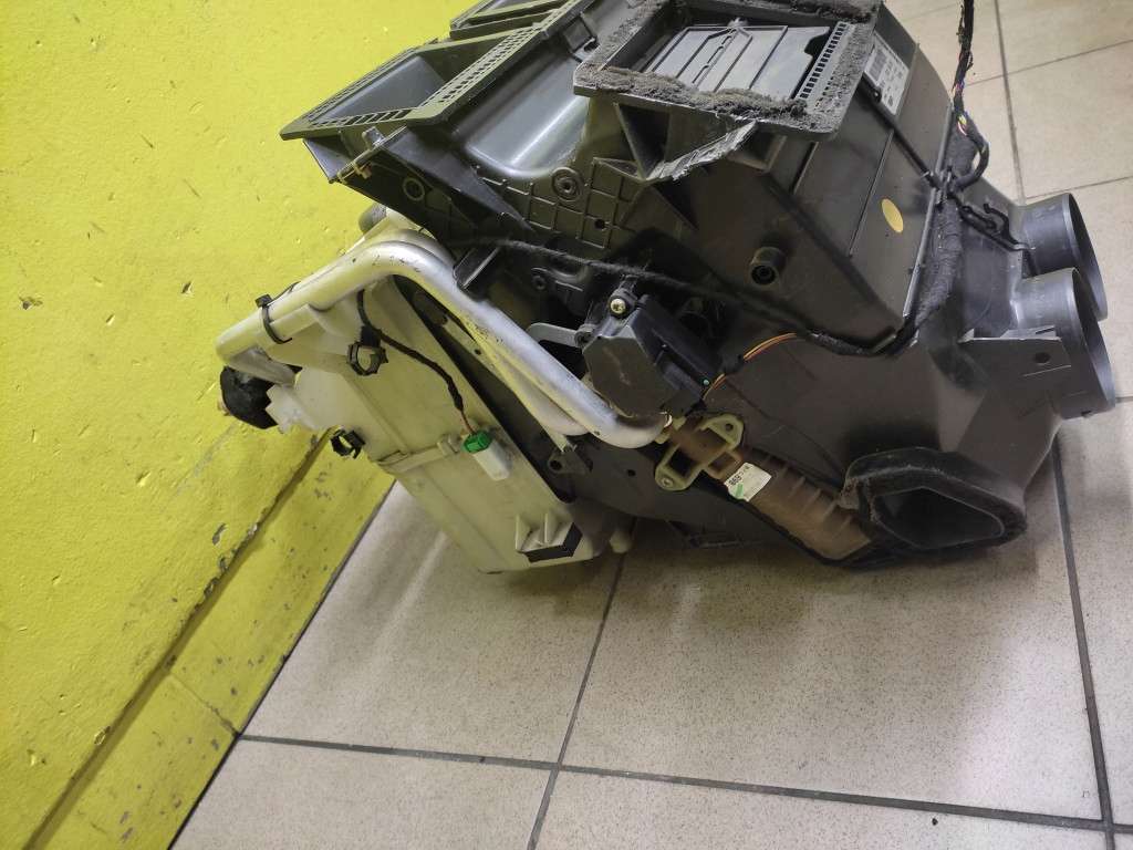 VOLVO XC90 2.9 ohřívač obal KOMPLET