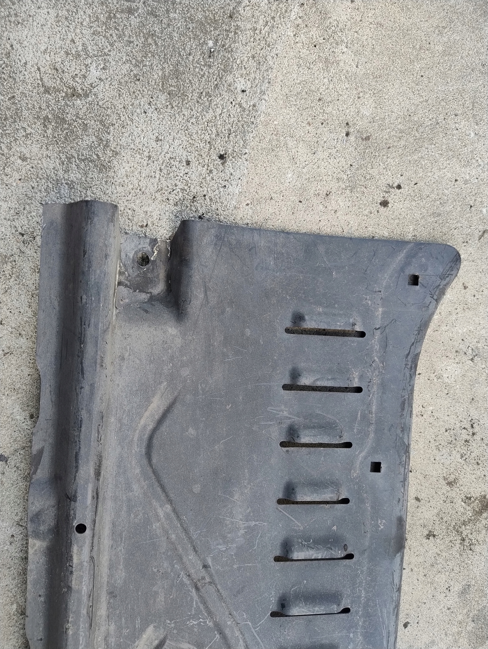 cover lower chassis VOLKSWAGEN T6 7E0825210
