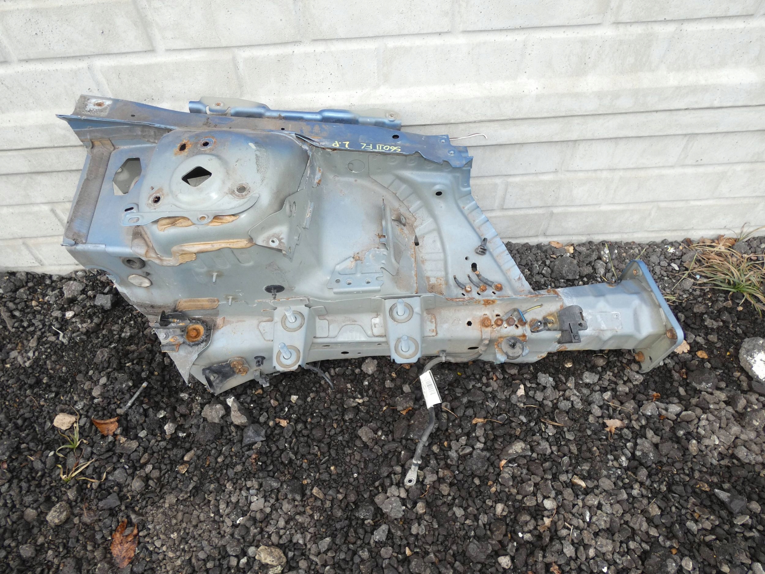 VOLVO S60 II V60 LIFT 14-18 quarter left front front