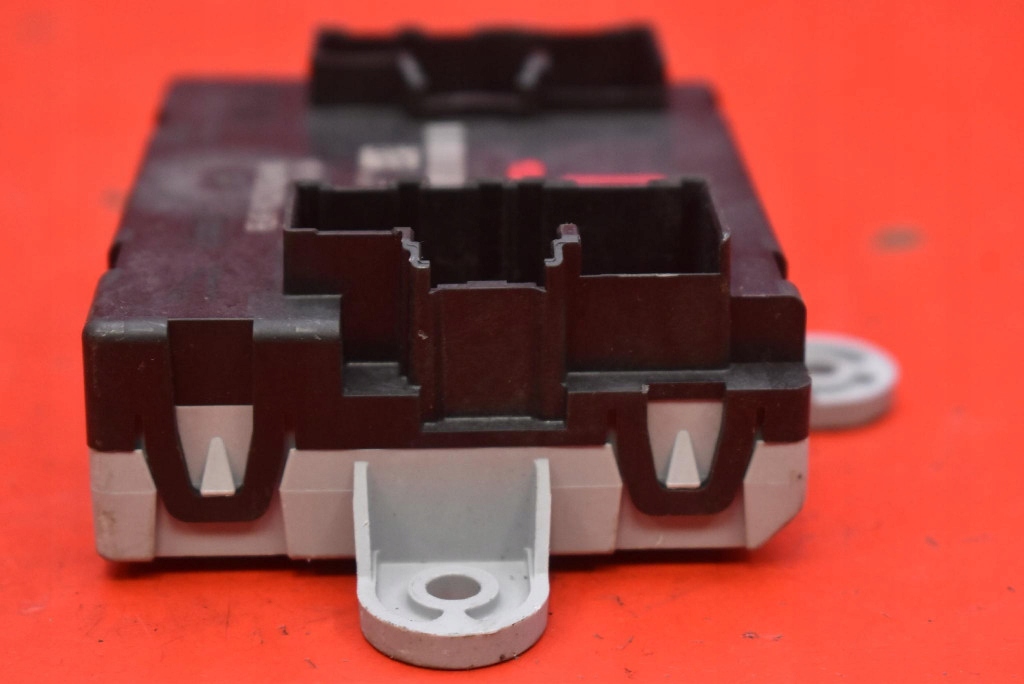 control unit module door right rear part CJ32-14D619-BA JAGUAR F-PACE X761 16-20
