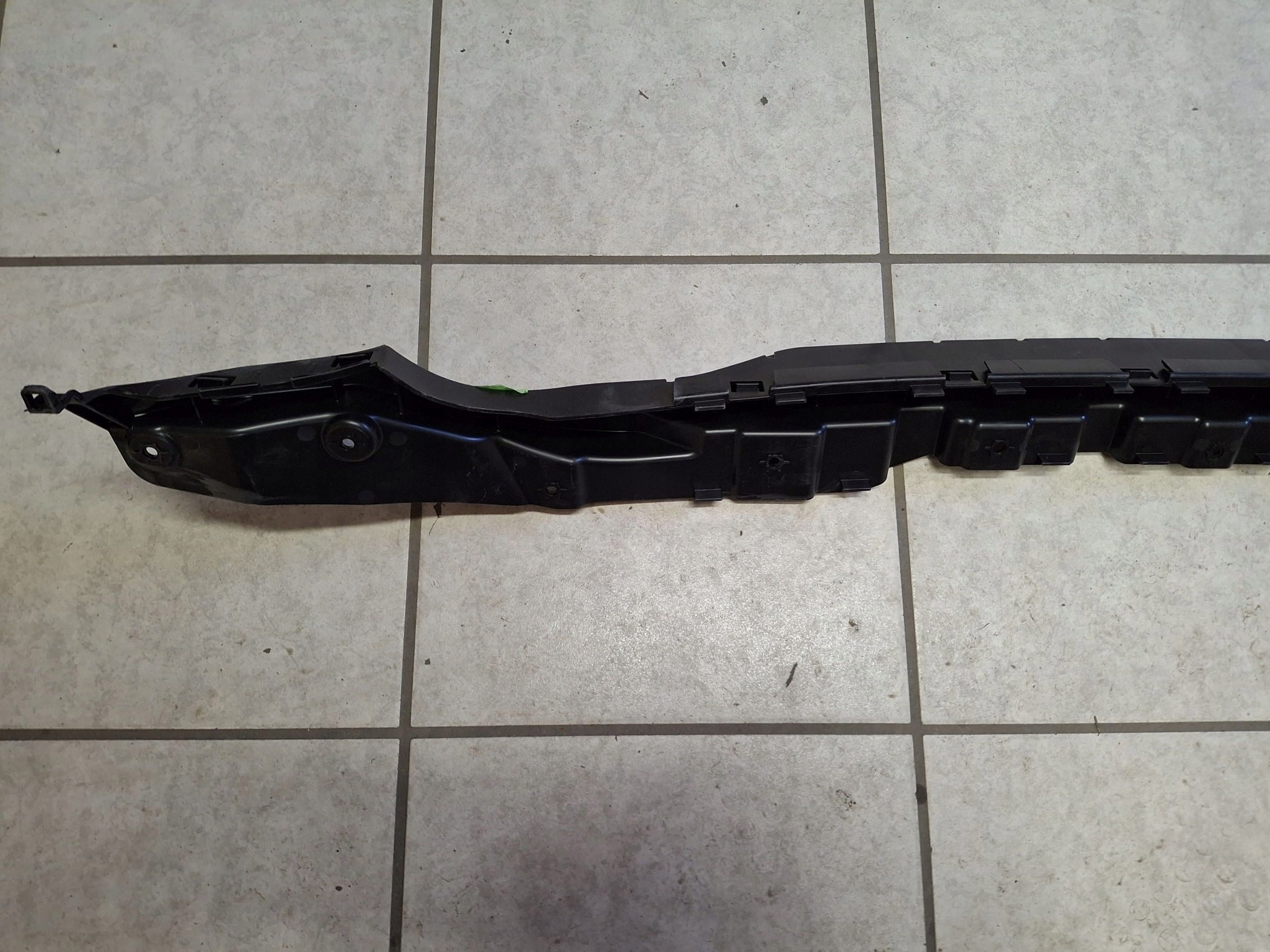 Support Moyenne Pare choc Arrière Console FIAT 500e 2020R->