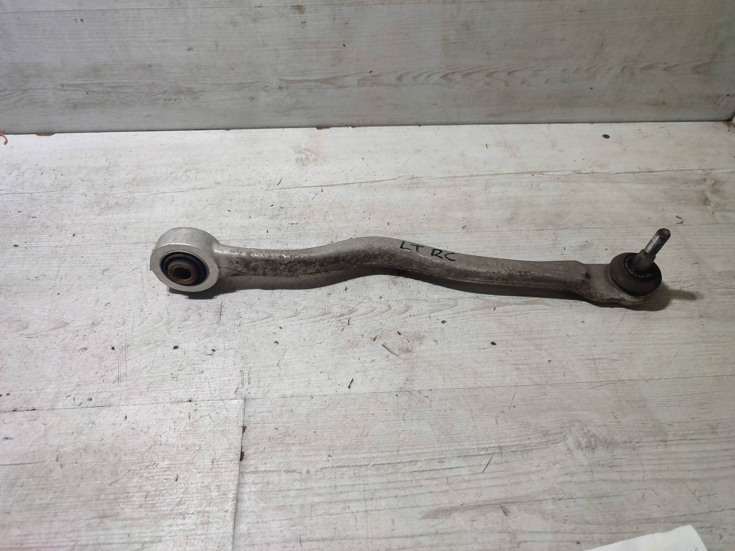 Lexus RC 2019 rear part side left arm rear