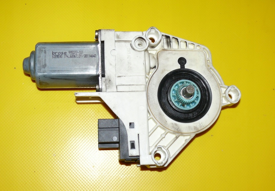 lift mini motor windows right front AUDI A6 C6 EU 4F0837462A 4F0959802B