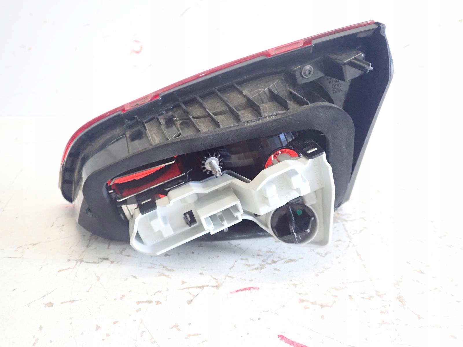 light rear part rear left VW GOLF VII HB 5G0945093AE
