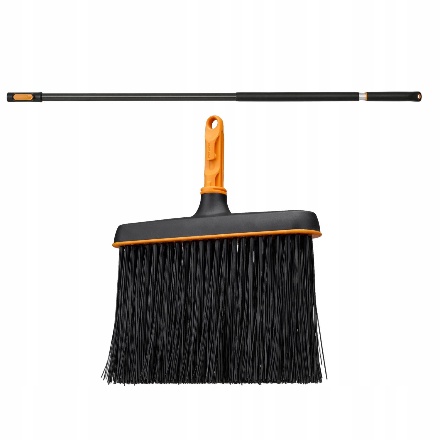 Fiskars Oneclick úzká hlava kartáč dlouhý vlas 27 cm násada 119-174 cm