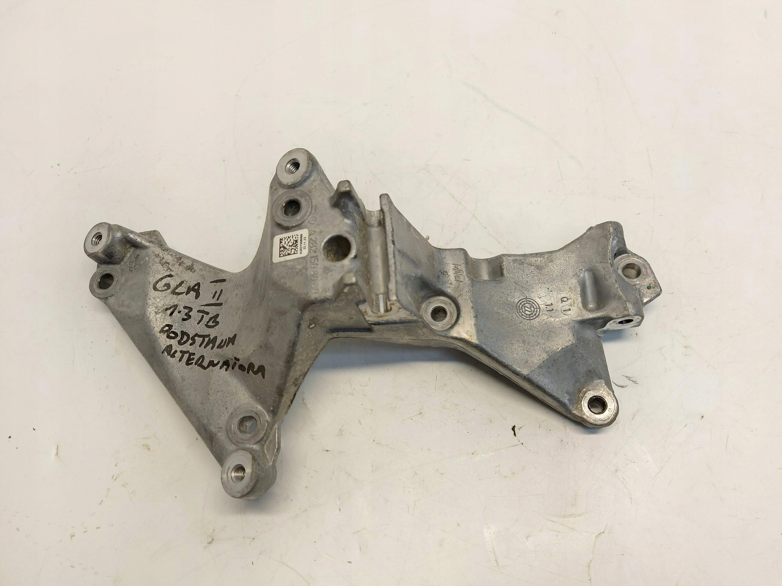 Mercedes GLA 200 II H247 W247 2023r bracket engine mount