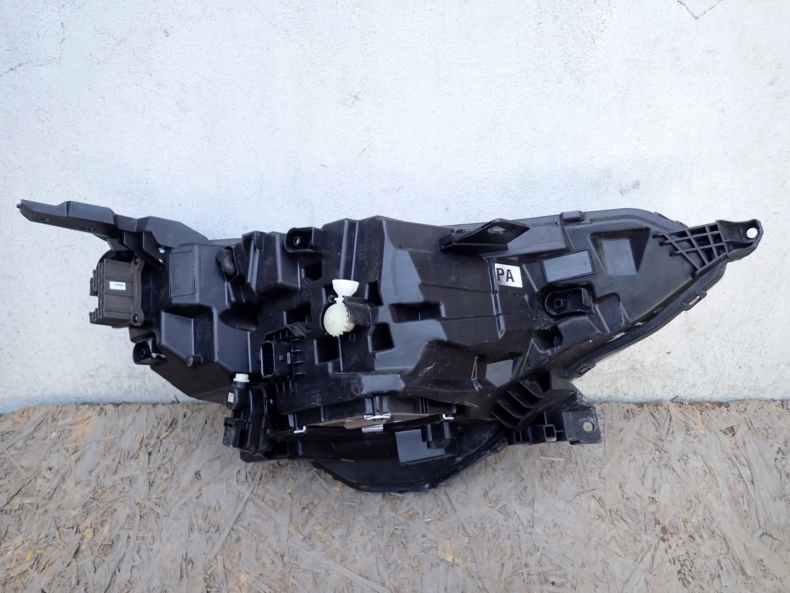 light left REFLEKTOR left FULL LED RENAULT ARKANA LCM 2020- 260603632R