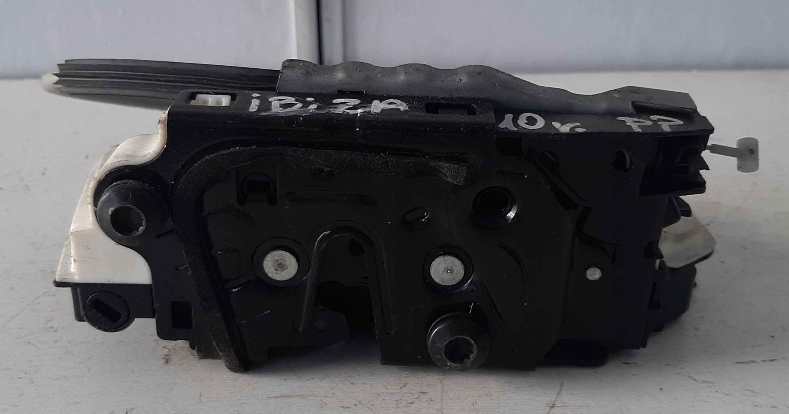 lock door right front VW Tiguan Passat Ibiza