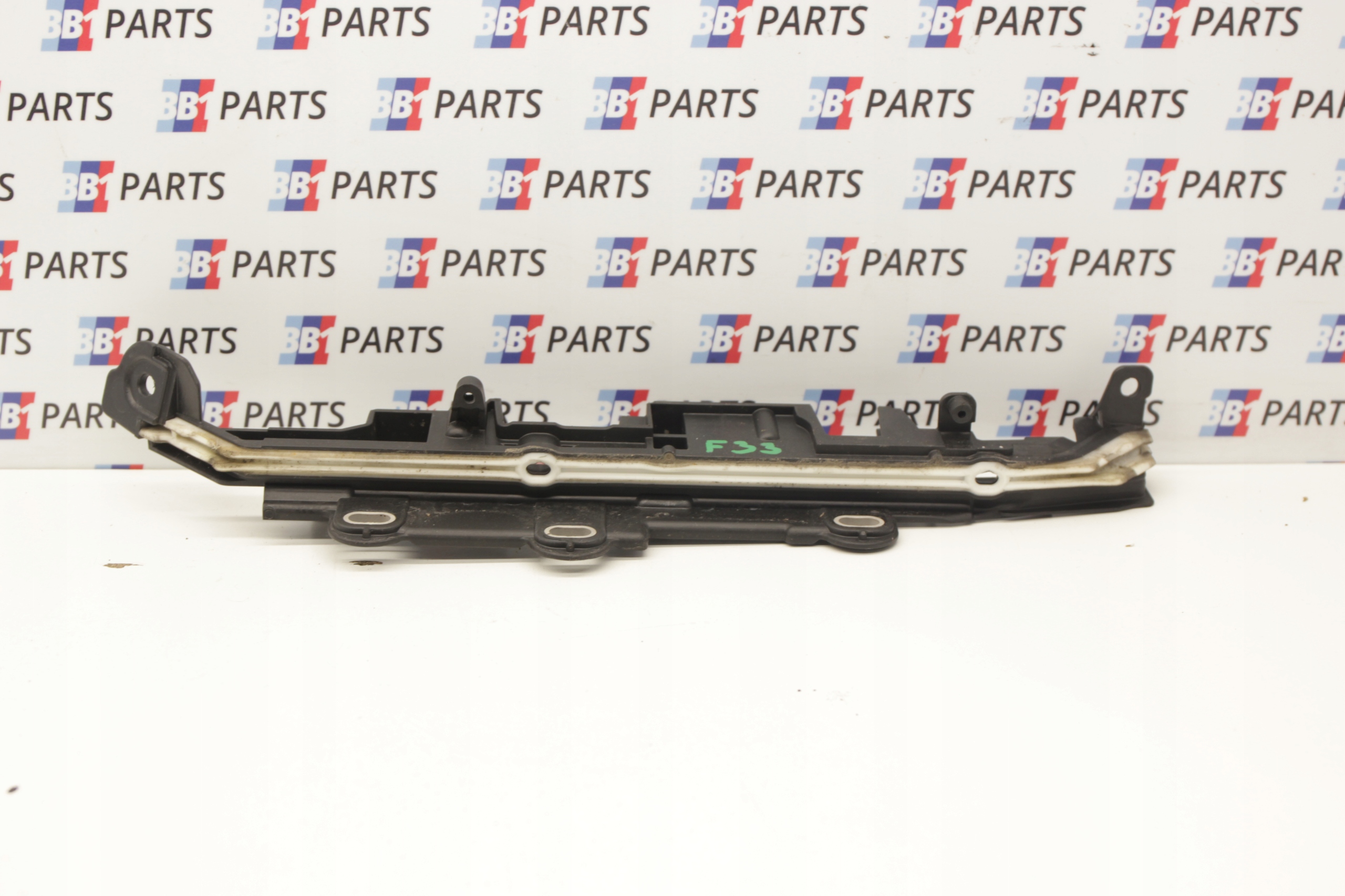 BMW G30 G31 console bracket under the window 9334788