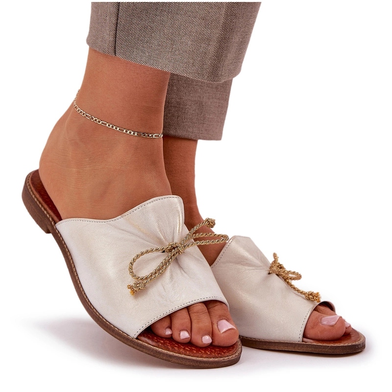 Nazouváky Přírodní Kůže Mašlička Elegantní Lewski 3572 Zlatý Přetíratelný 38