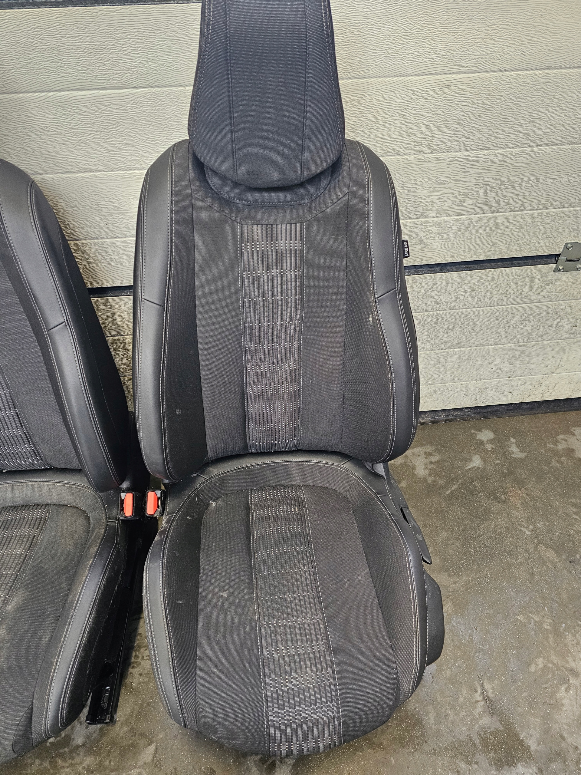 PEUGEOT 308 II T9 seats front left and right EUROPA