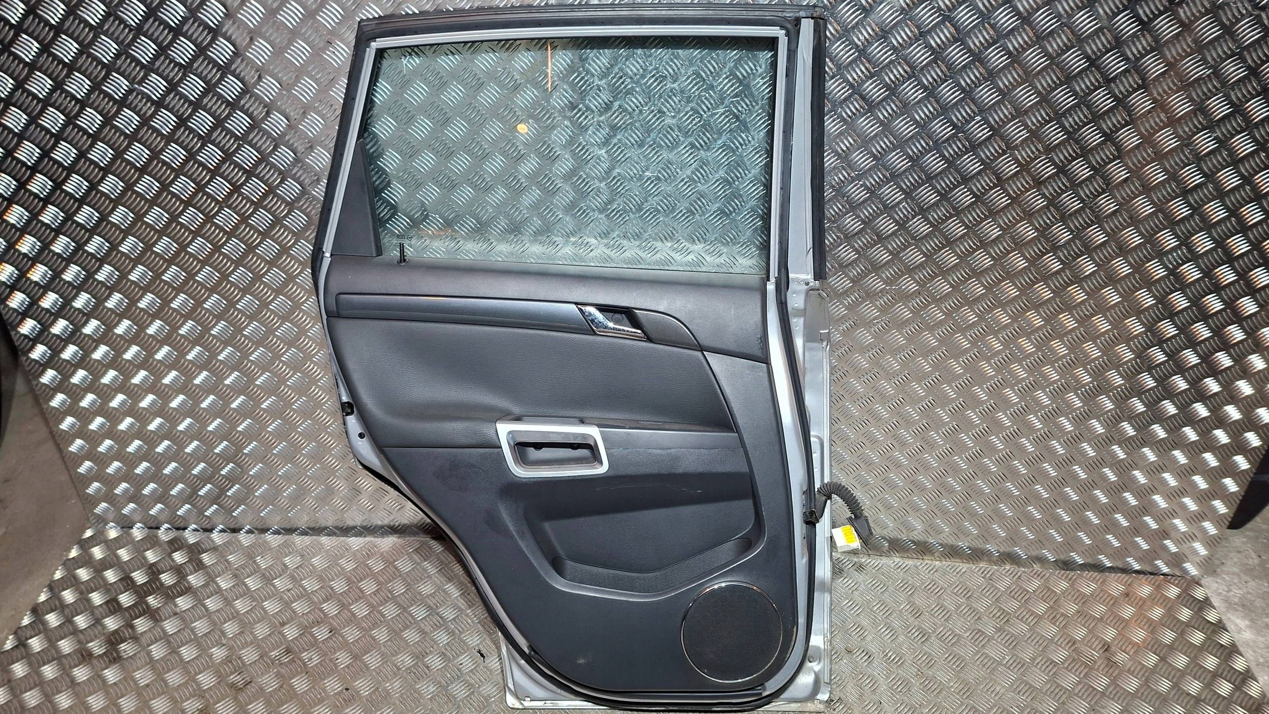 Tür links heck OPEL ANTARA 2006