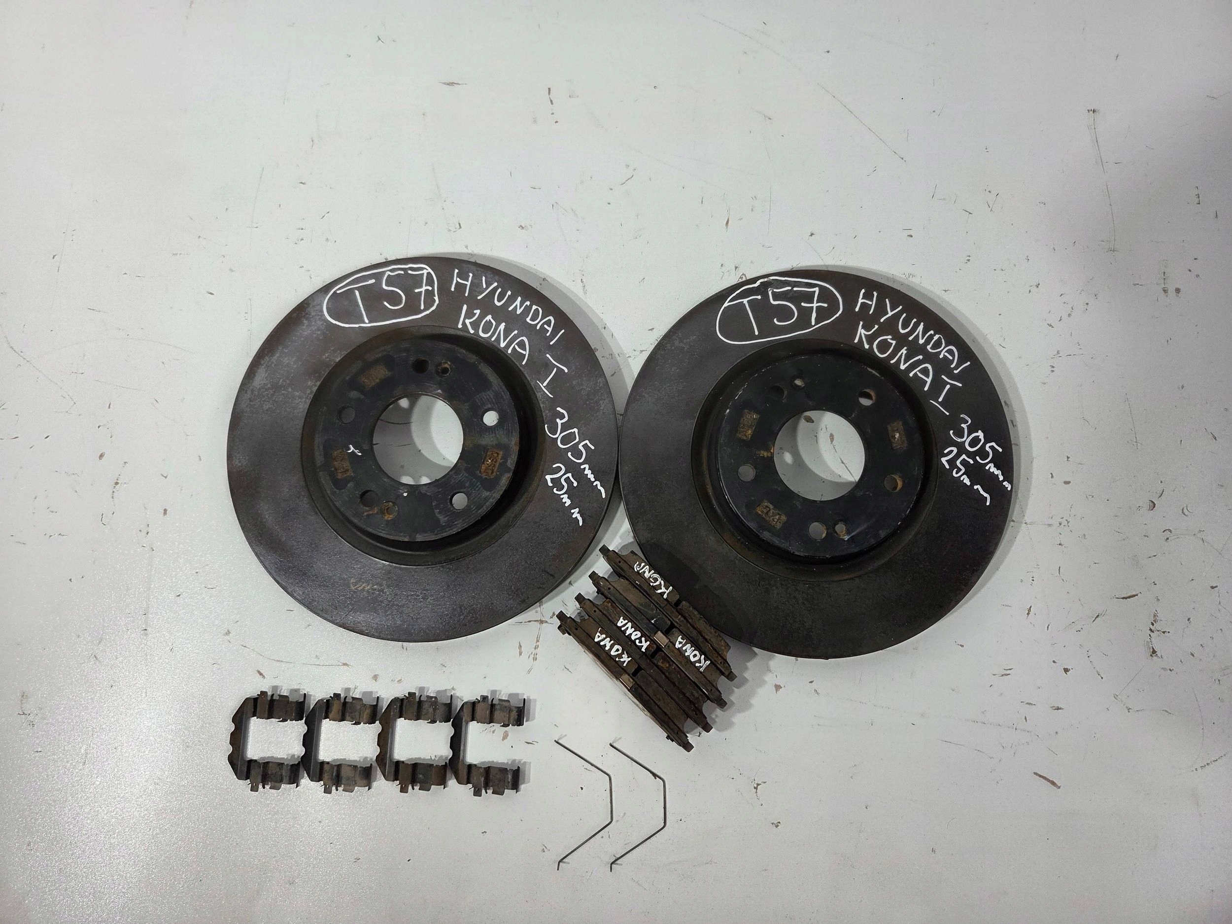 Hyundai Kona and disc brake plates (T57)