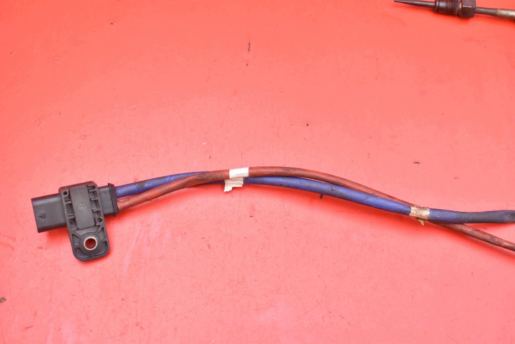 Sensor TEMPERATURY Gase 226581040R DACIA DUSTER 2 II HM 1.0 TCe 90 KM