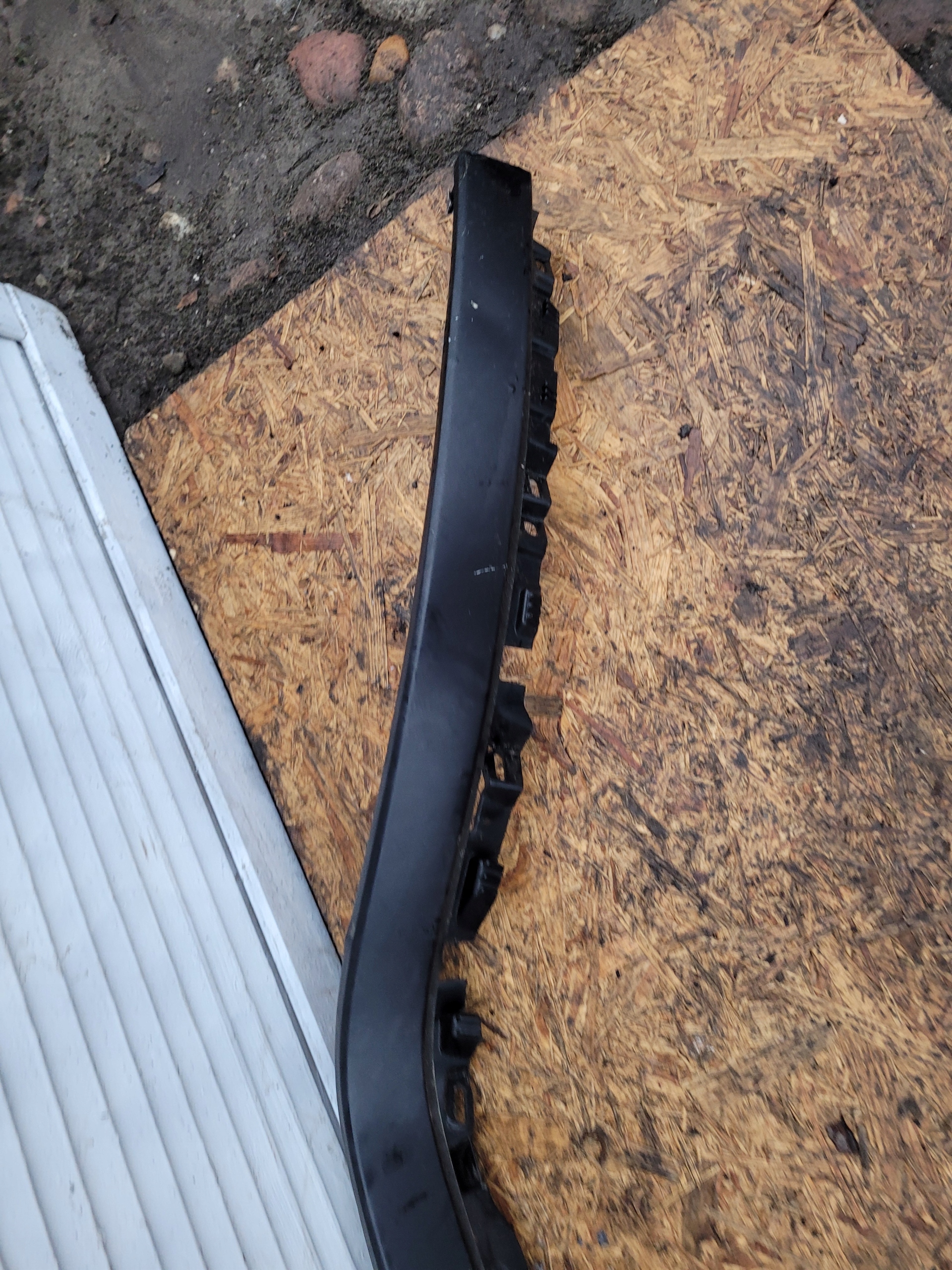 moulding covers door TESLA X 1058420-00
