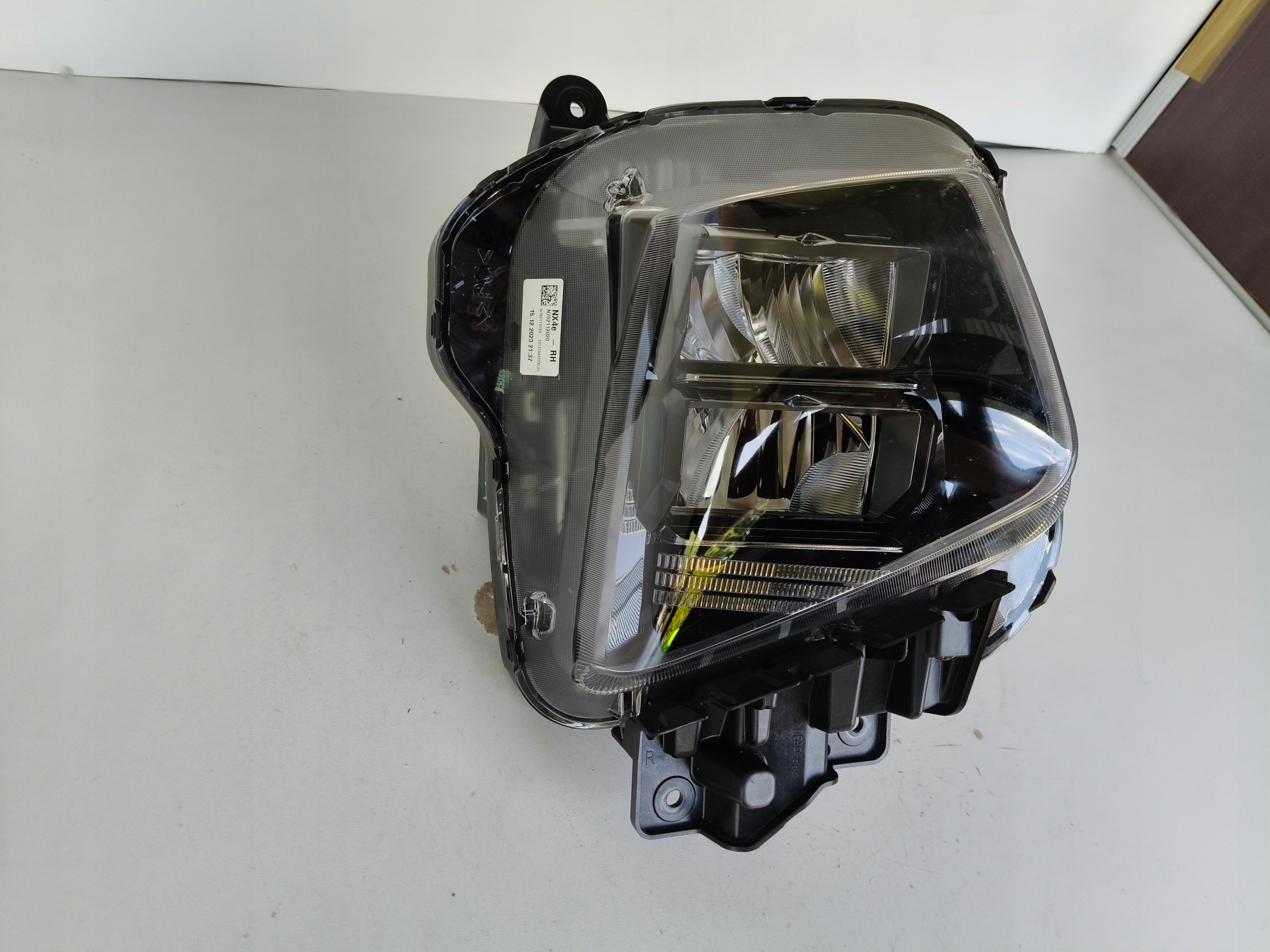 light right REFLEKTOR HYUNDAI TUCSON IV 20- FULL LED