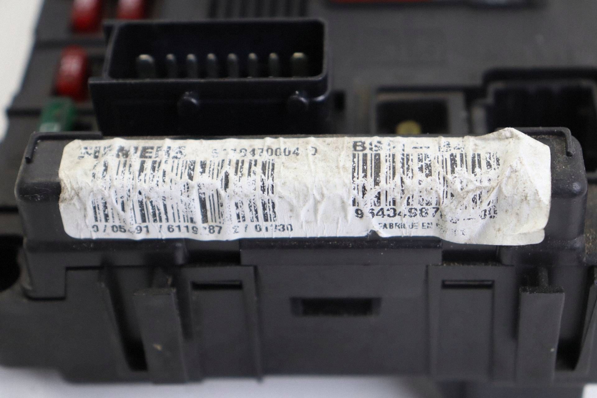 CITROEN PEUGEOT module compartment control unit BSM 9643498780 S118470004E