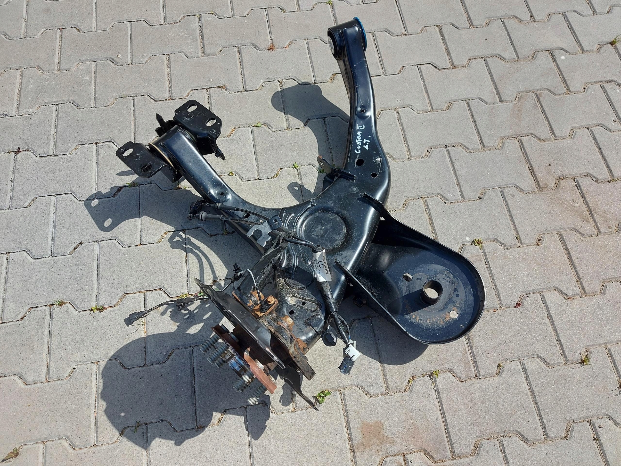Ford Transit Custom II 2024 sususpension left rear part arm swing