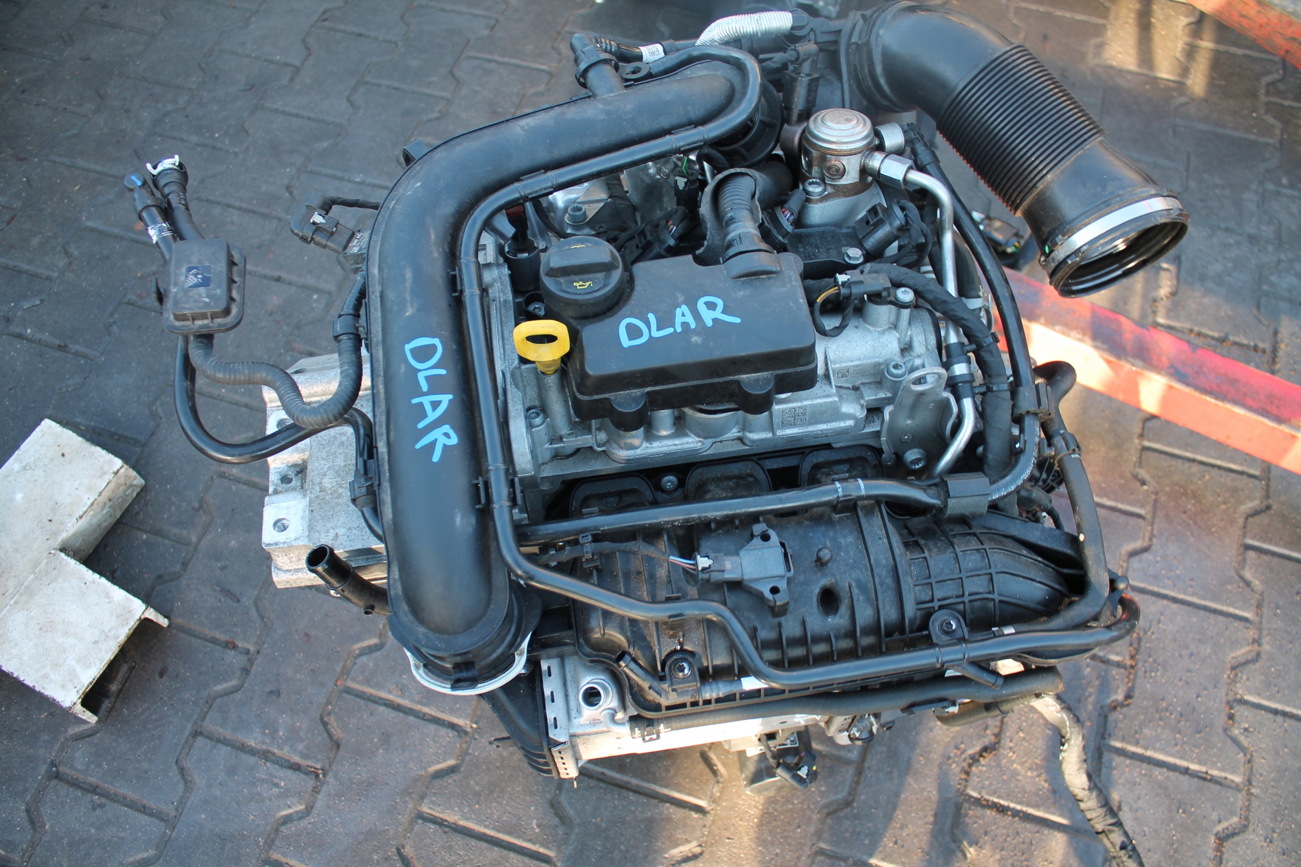 engine complete VW SKODA 1,0 TSI DLAR