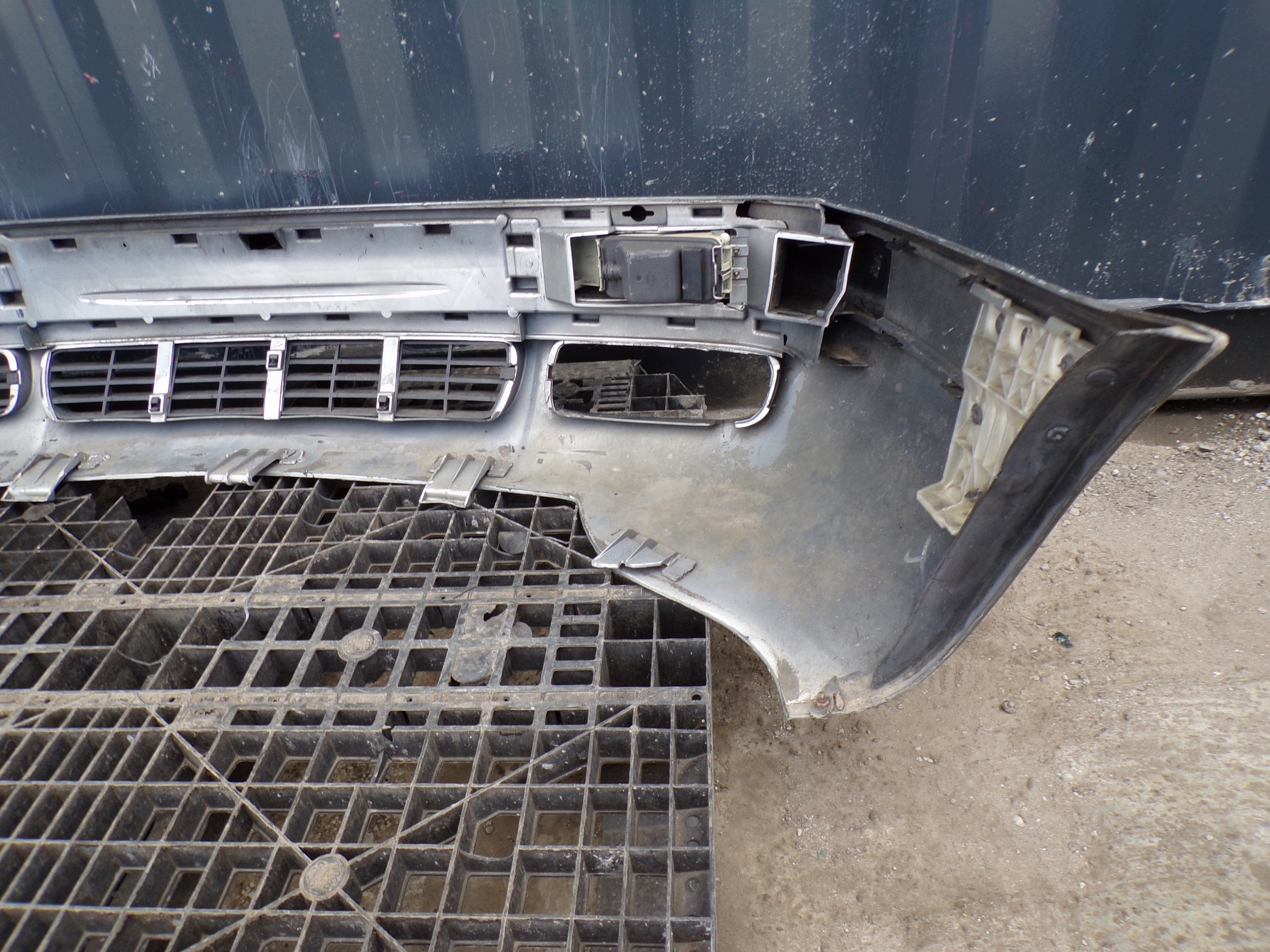 Frontstoßstange vorne AUDI 80 B4 Nebelscheinwerfer (R1)