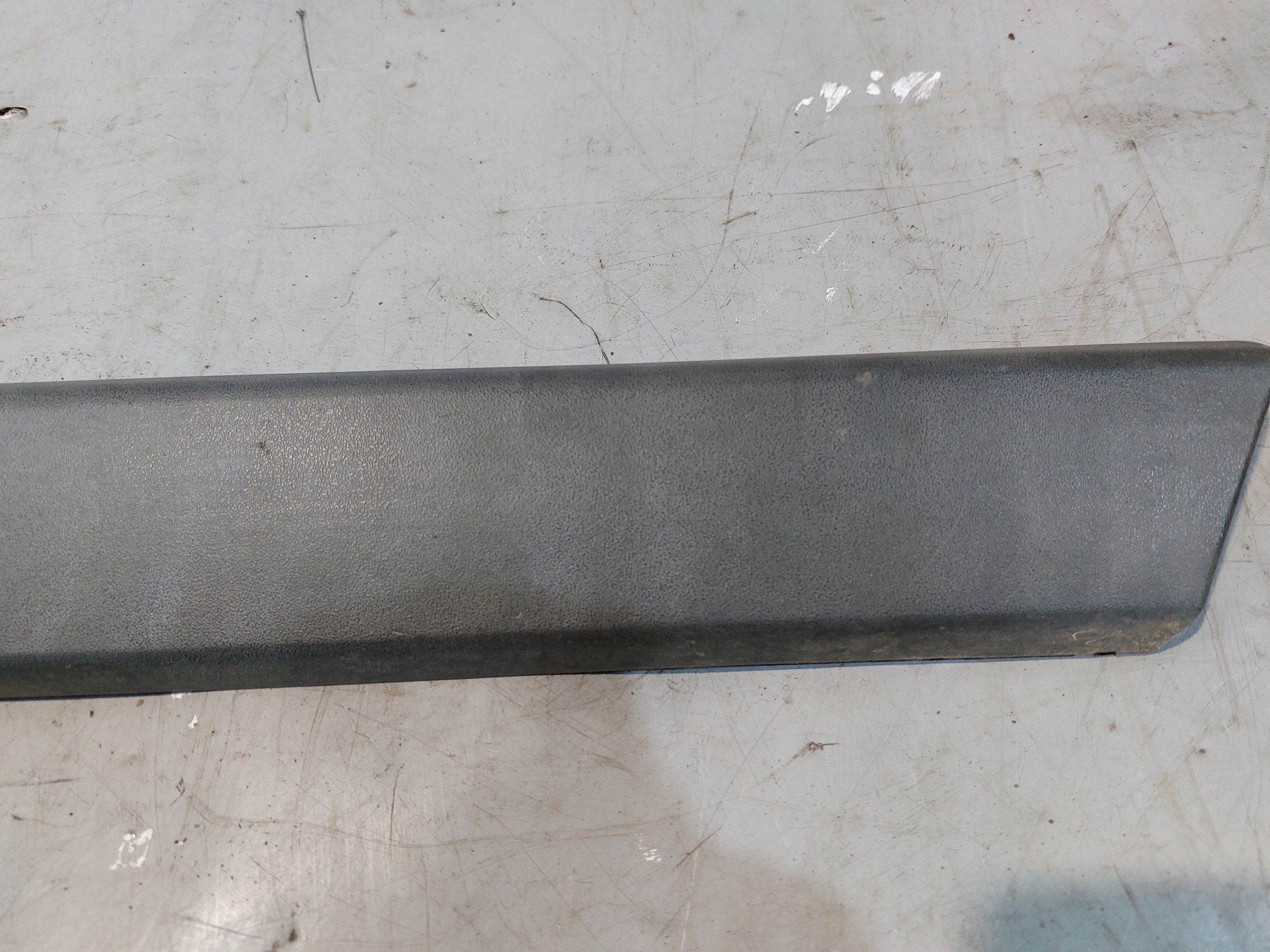 moulding door left rear part VW GOLF II