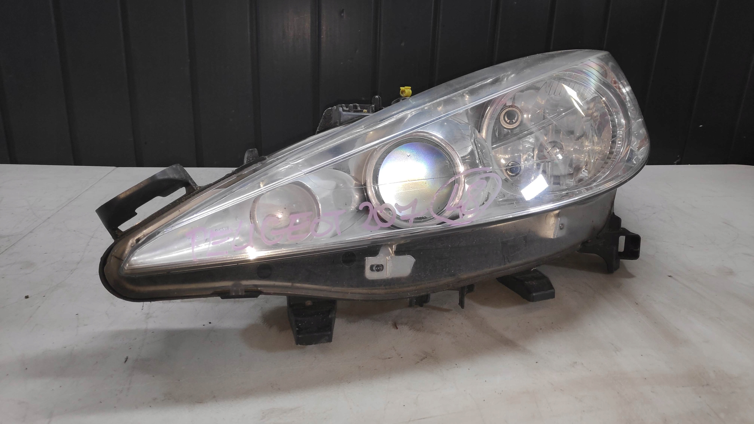 Aページ Peugeot 207 Lift Lampa w Lampy przednie, reflektory