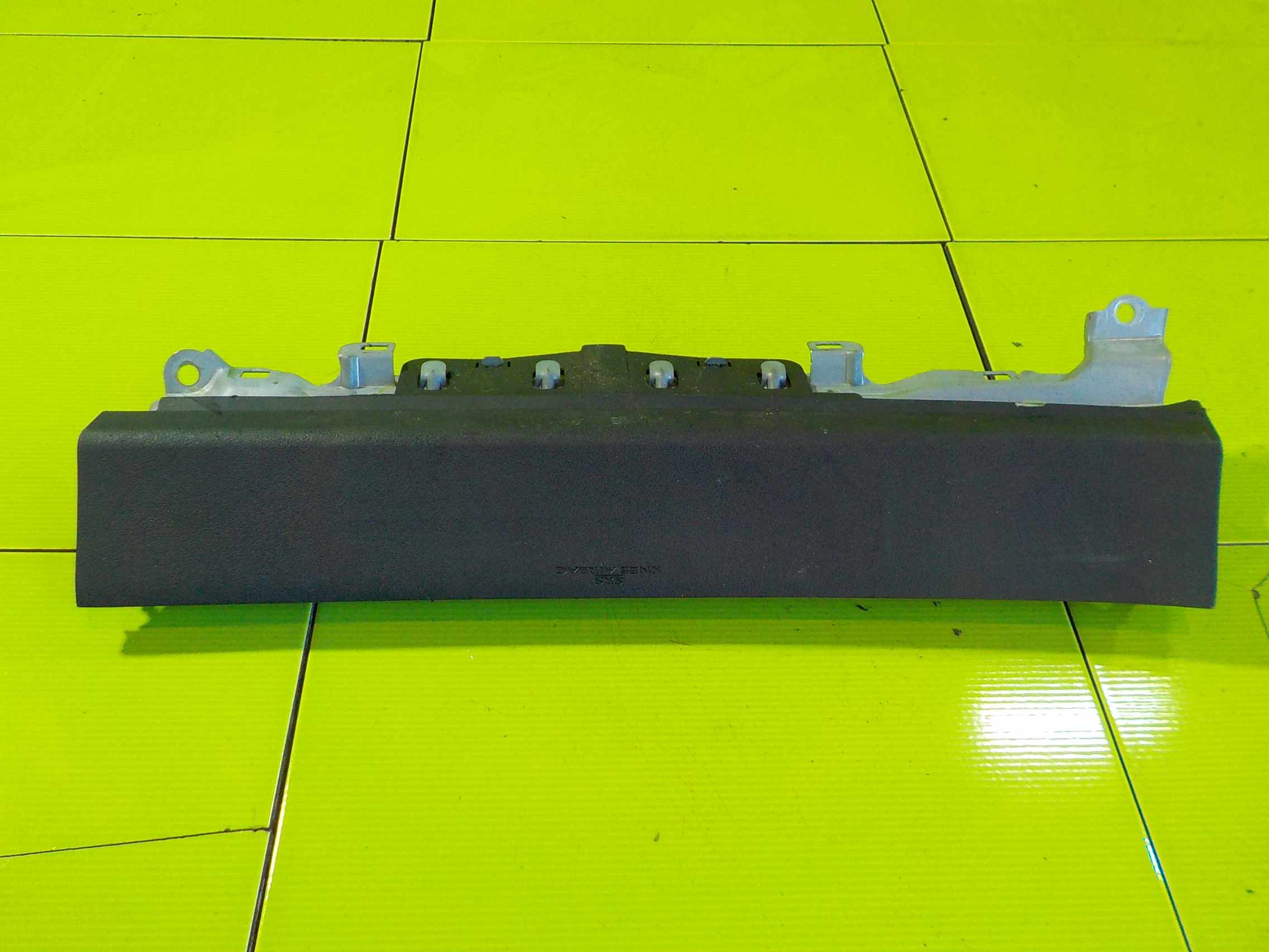 LEXUS IS II 10r AIRBAG подушка колено лева